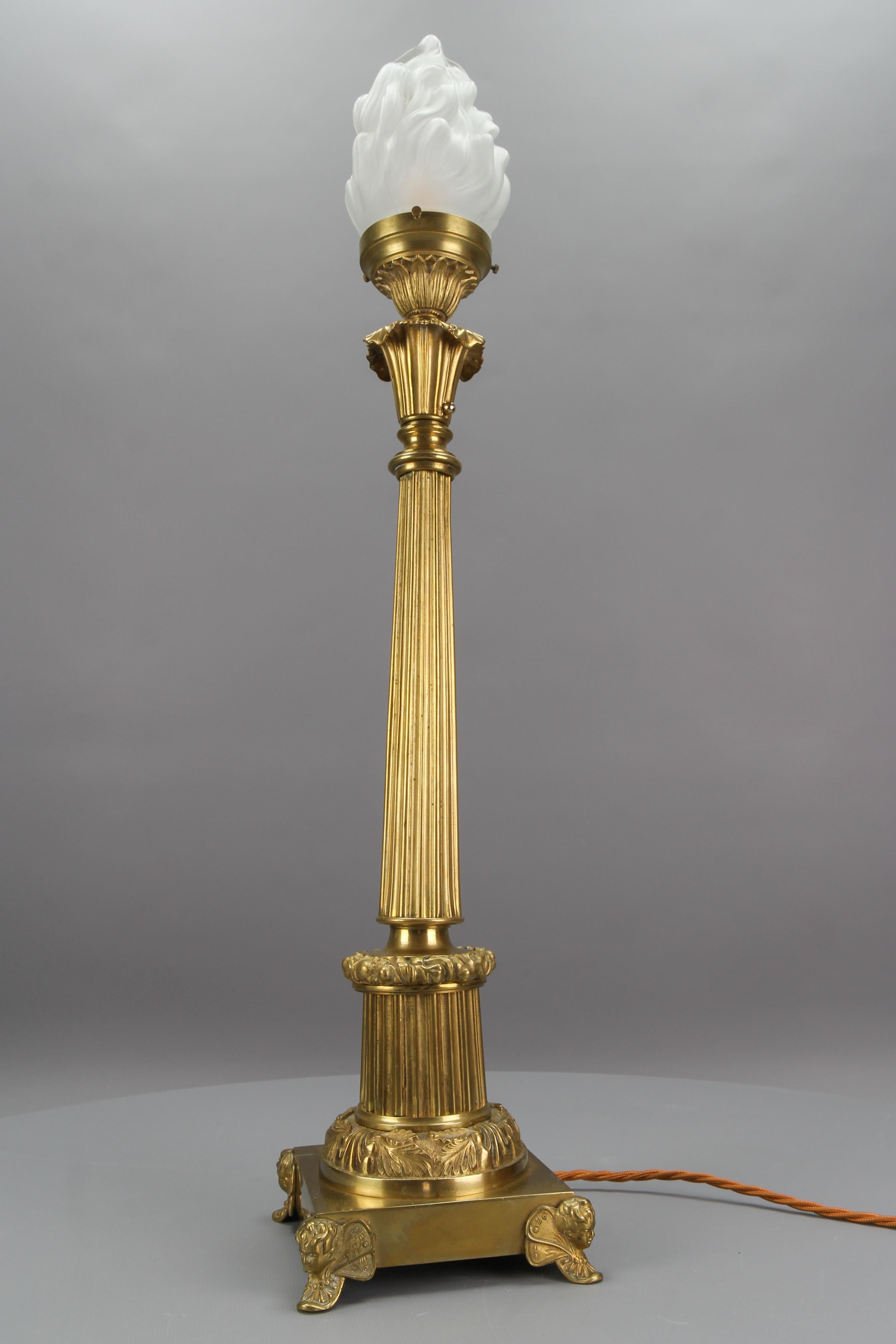 French Bronze and Frosted Glass Fluted Column Table Lamp For Sale 6