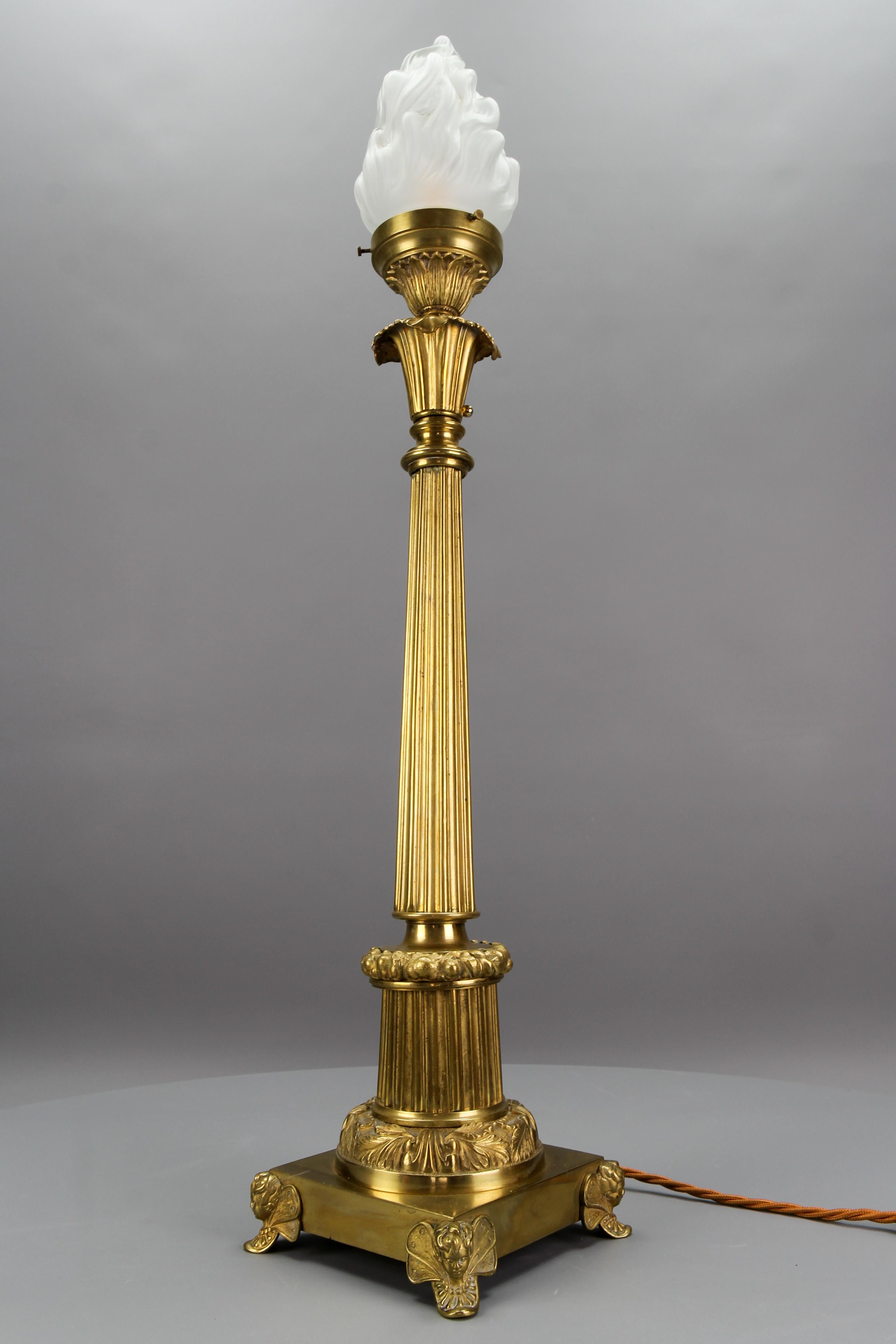 French Bronze and Frosted Glass Fluted Column Table Lamp For Sale 7