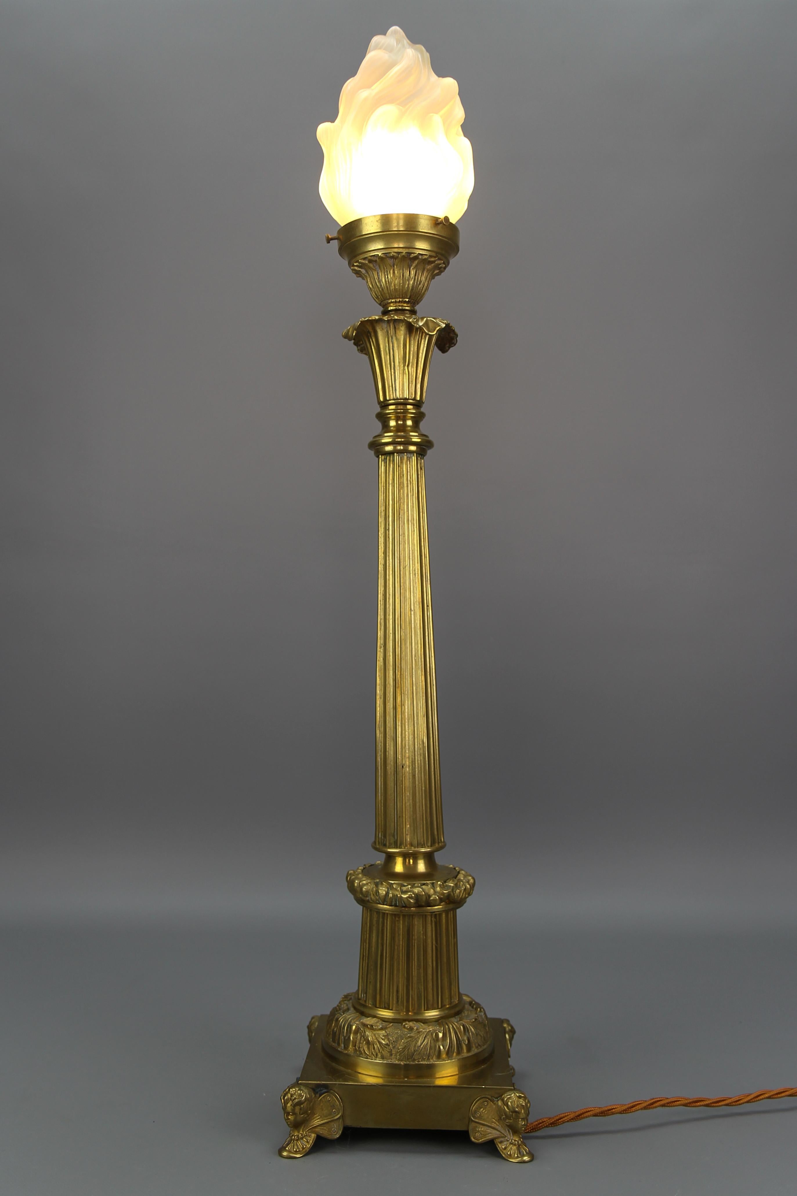 Early 20th Century French Bronze and Frosted Glass Fluted Column Table Lamp For Sale