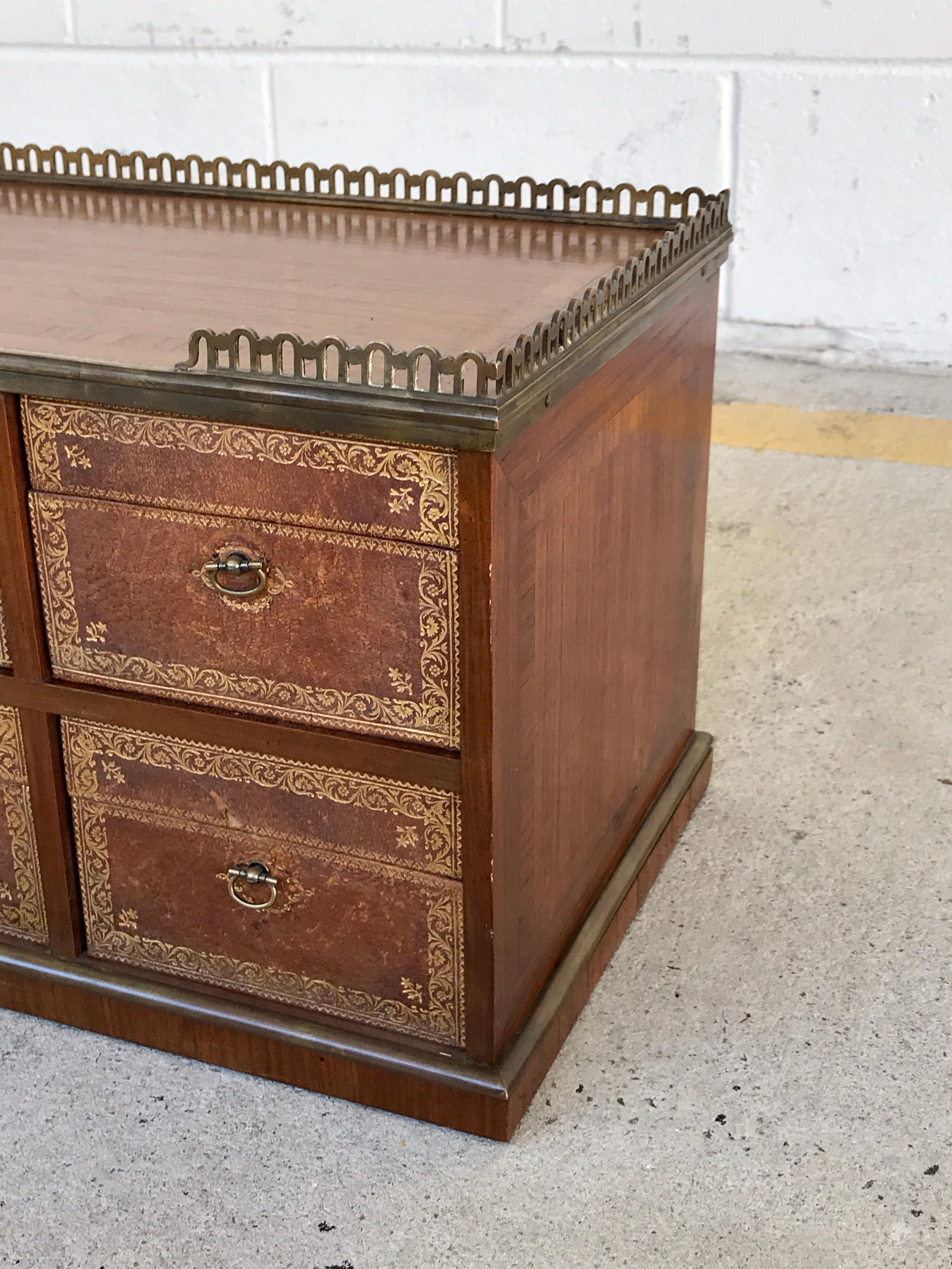 French bronze and leather desk Cartioner, hardwood and Kingwood with bronze gallery, the lower case fitted with four 6