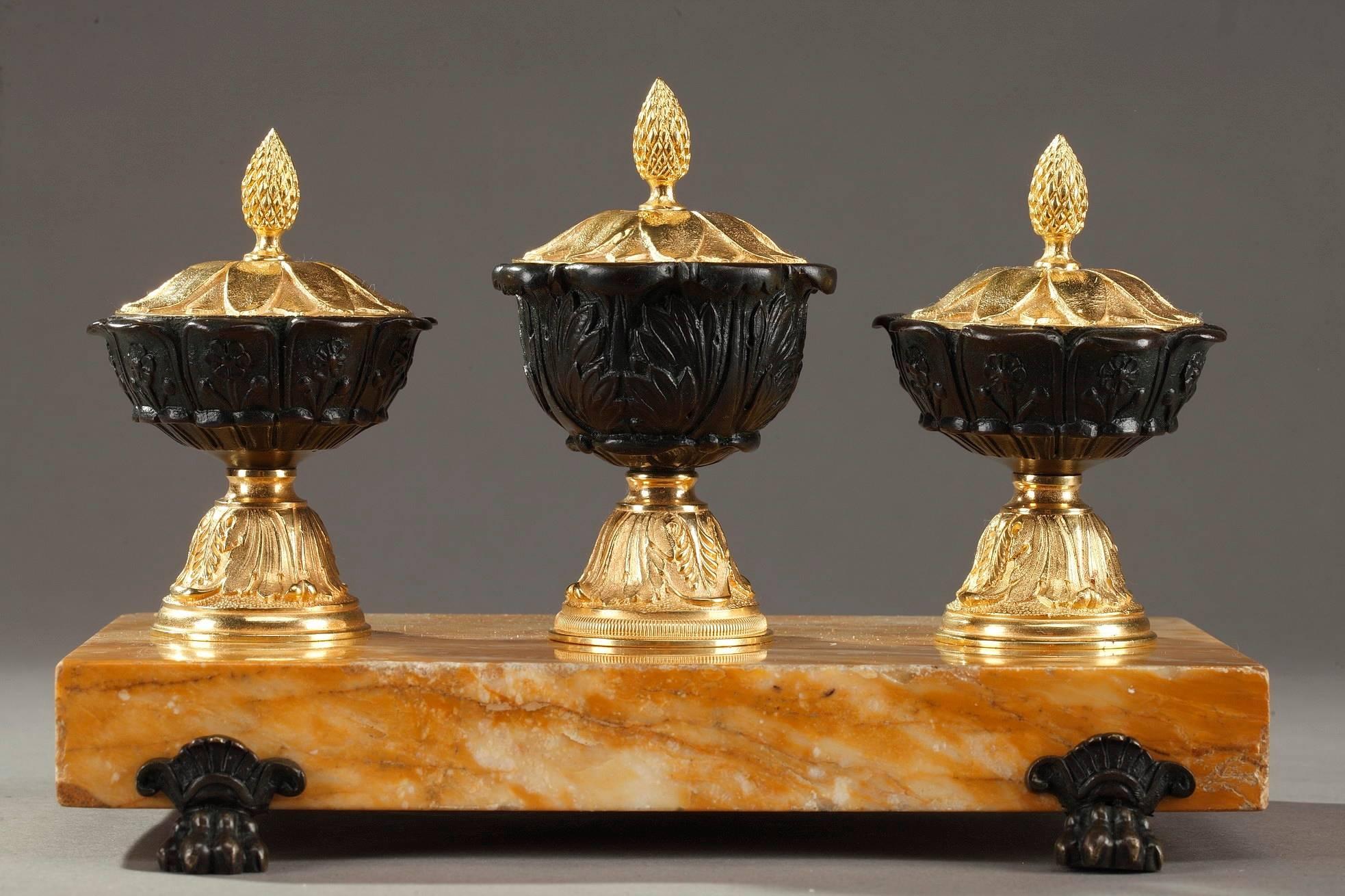 French Bronze and Siena Marble Antique Inkwell In Good Condition For Sale In Paris, FR
