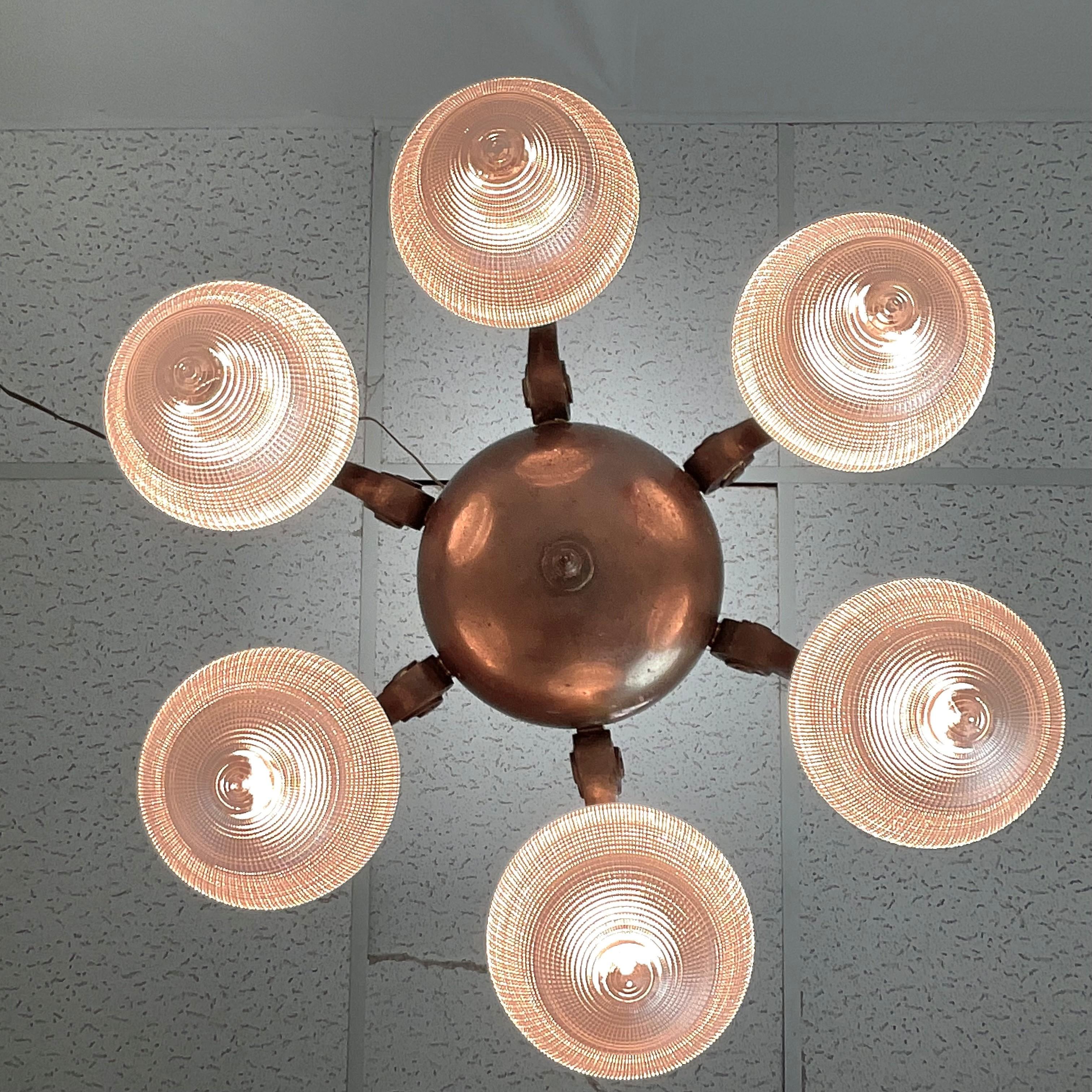 Lustre Art Déco en bronze avec verre Halophane d'origine en vente 5