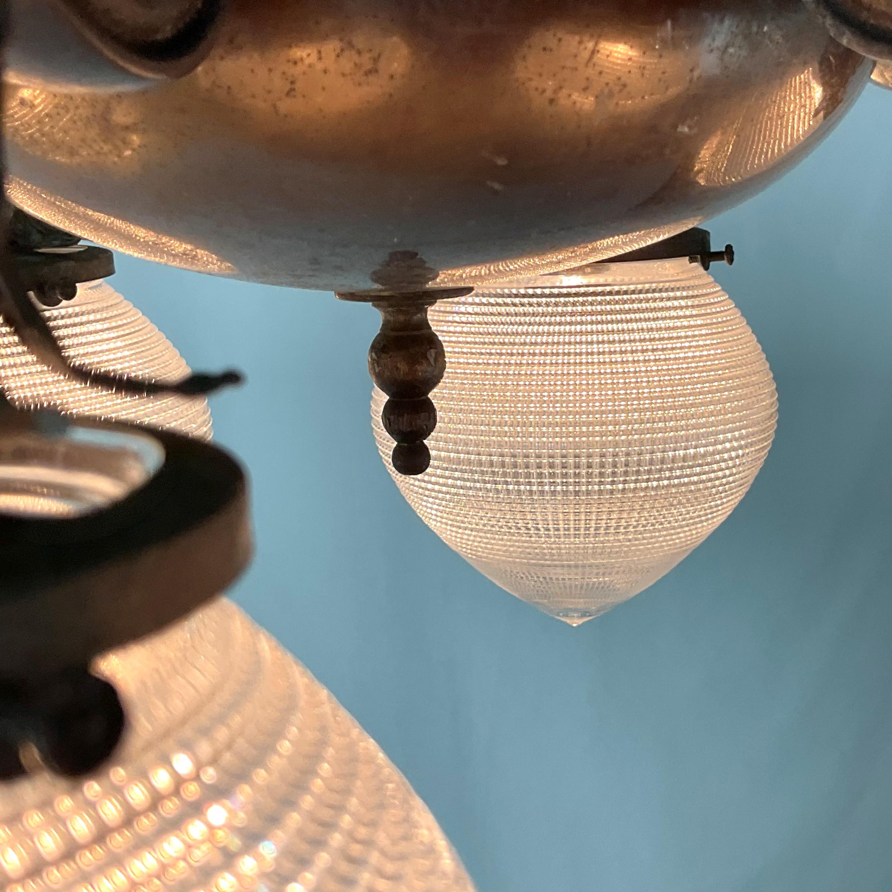 Lustre Art Déco en bronze avec verre Halophane d'origine en vente 2