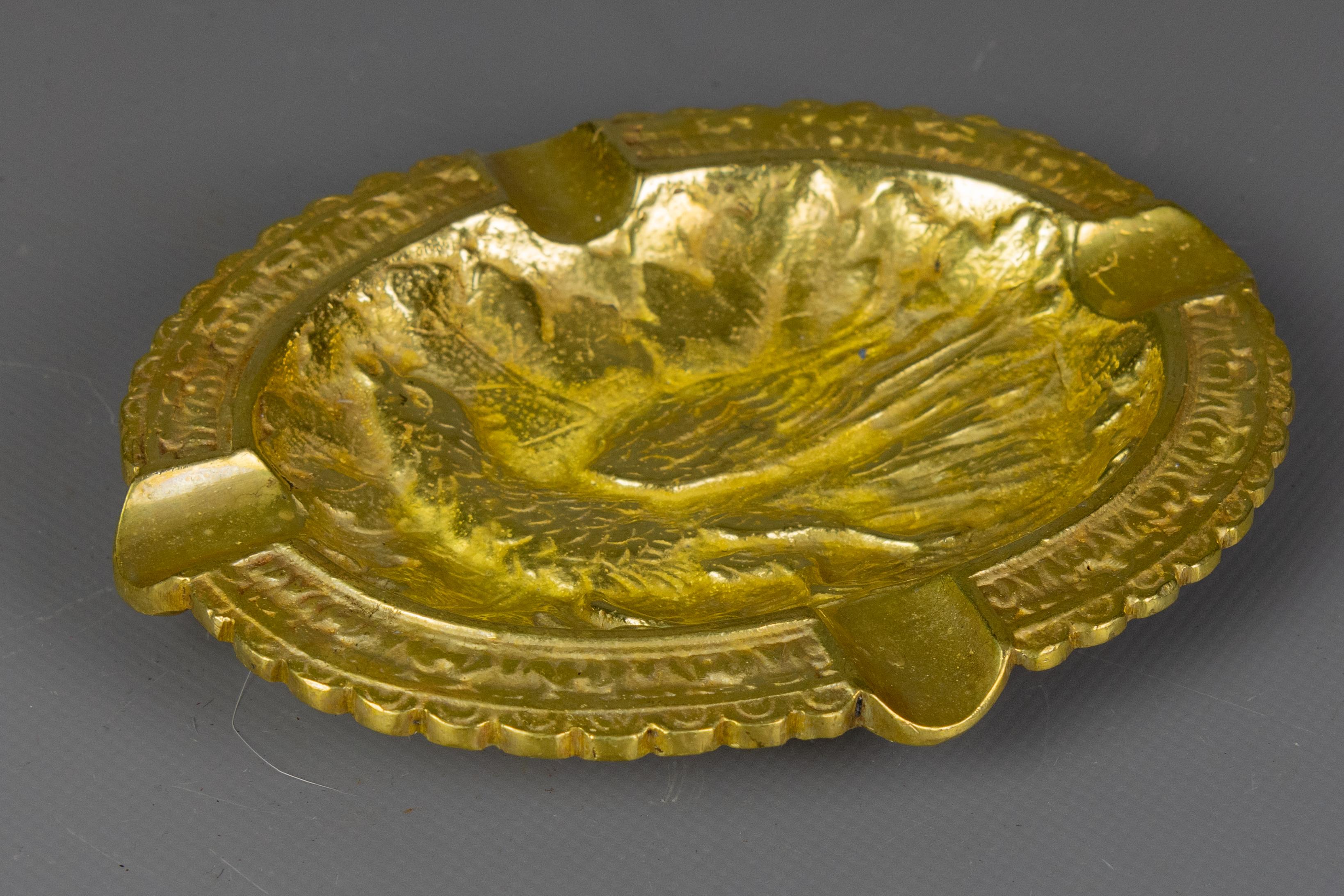 French Bronze Ashtray with Phoenix Bird Motif, 1950s in vendita 9
