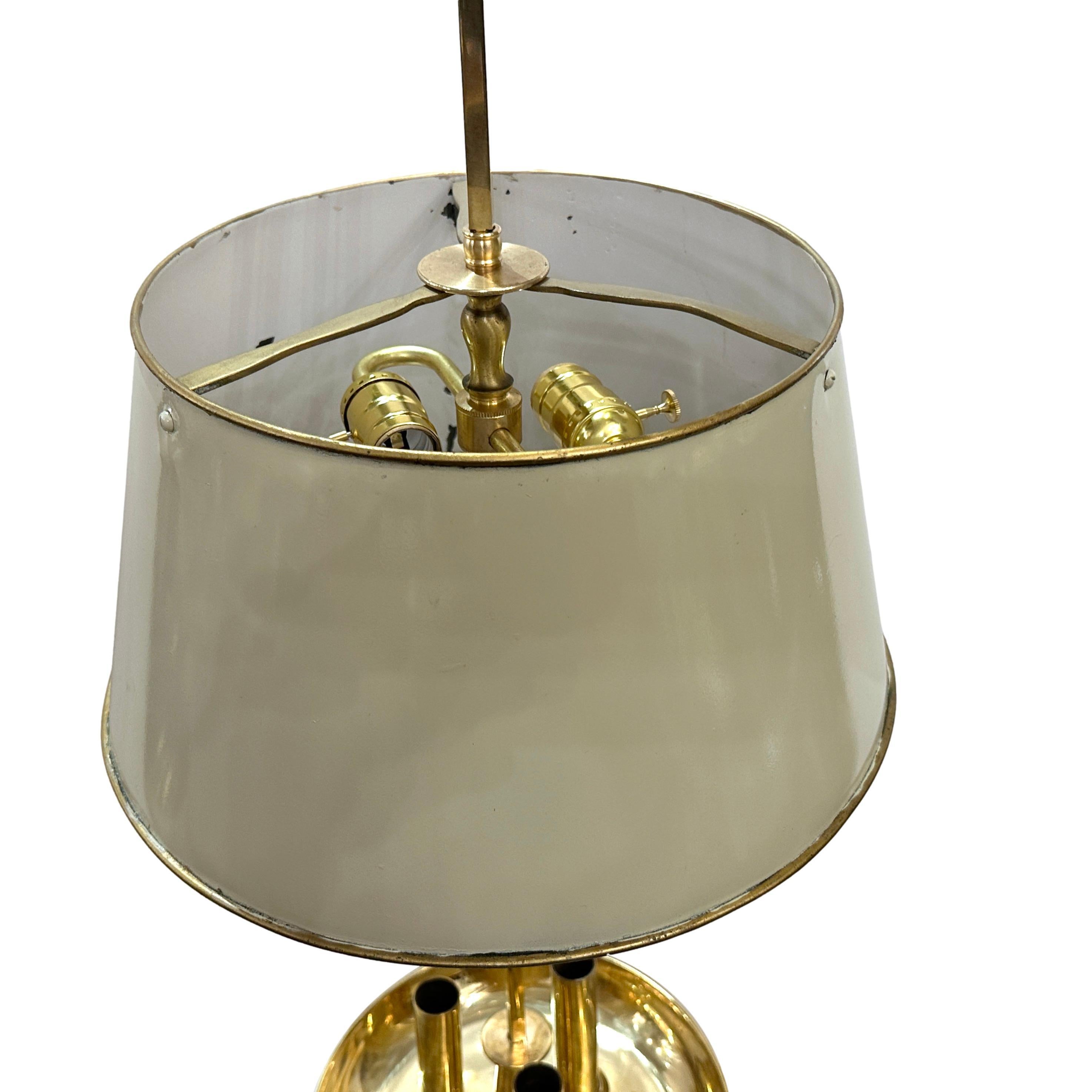 Mid-20th Century French Bronze Bouillotte Desk Lamp For Sale