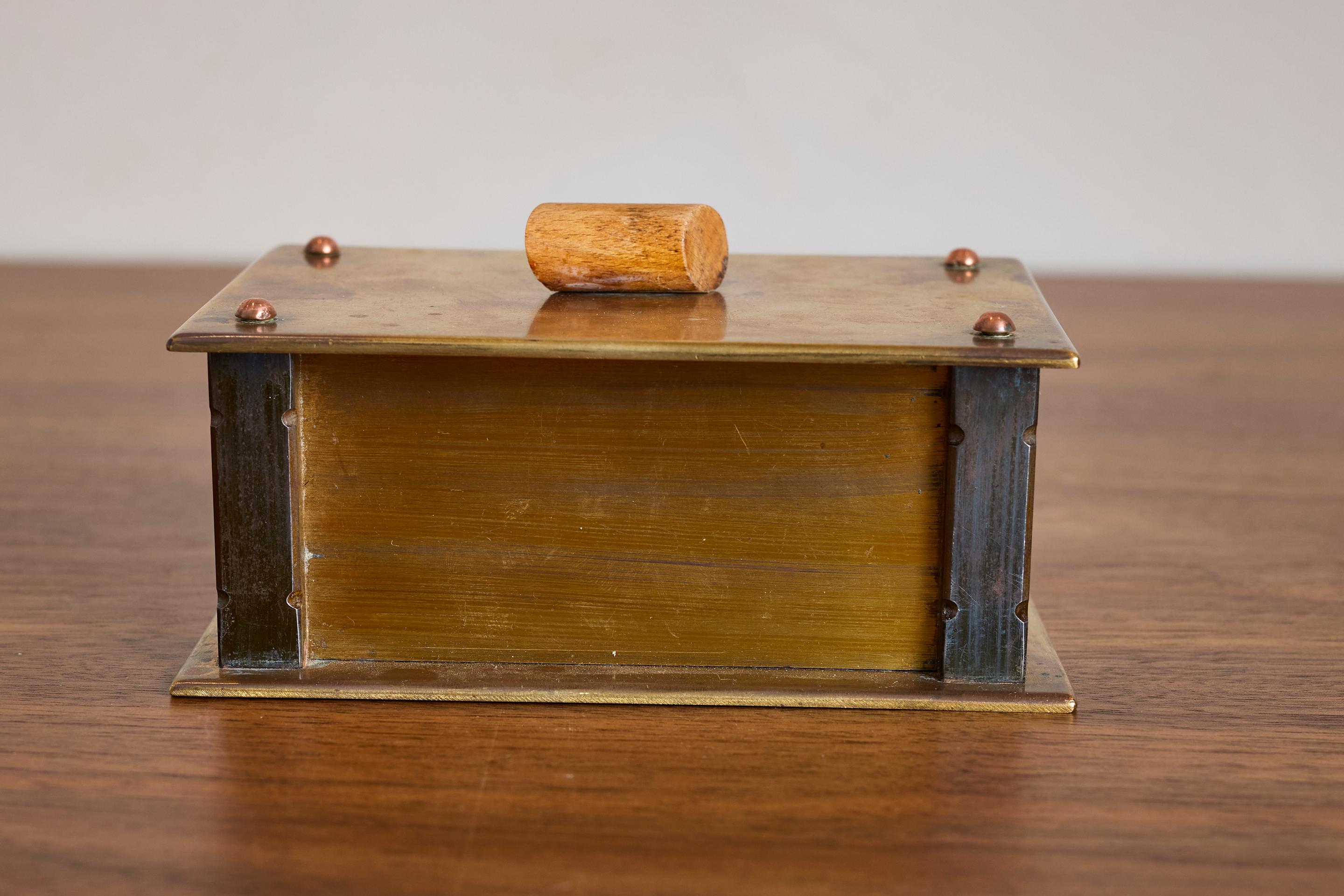 Legno French Bronze Box in vendita