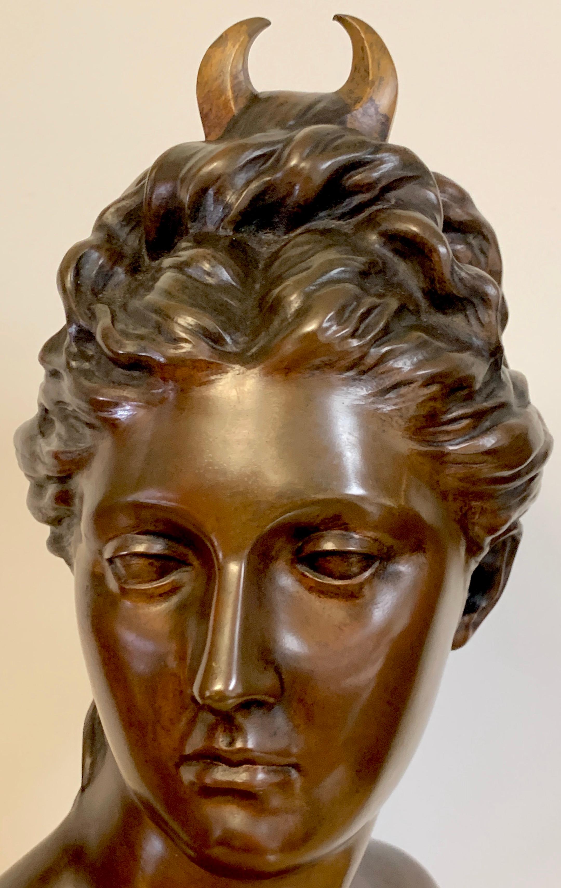 French Bronze Bust of Diana the Huntress, after Houdon, by Susse Frère Foundry In Good Condition In West Palm Beach, FL