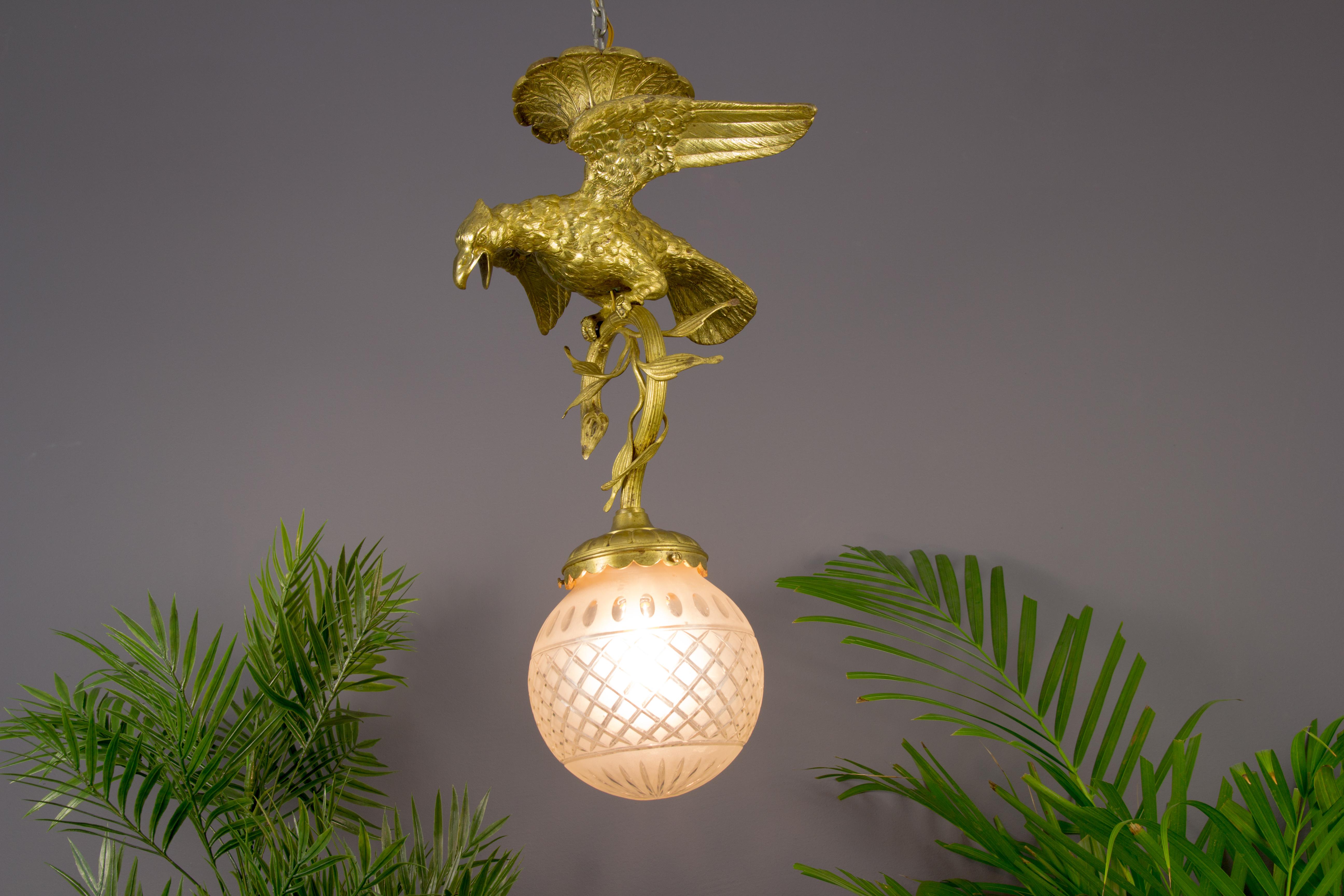 Early 20th Century French Bronze and Frosted Glass Eagle Chandelier, 1920s