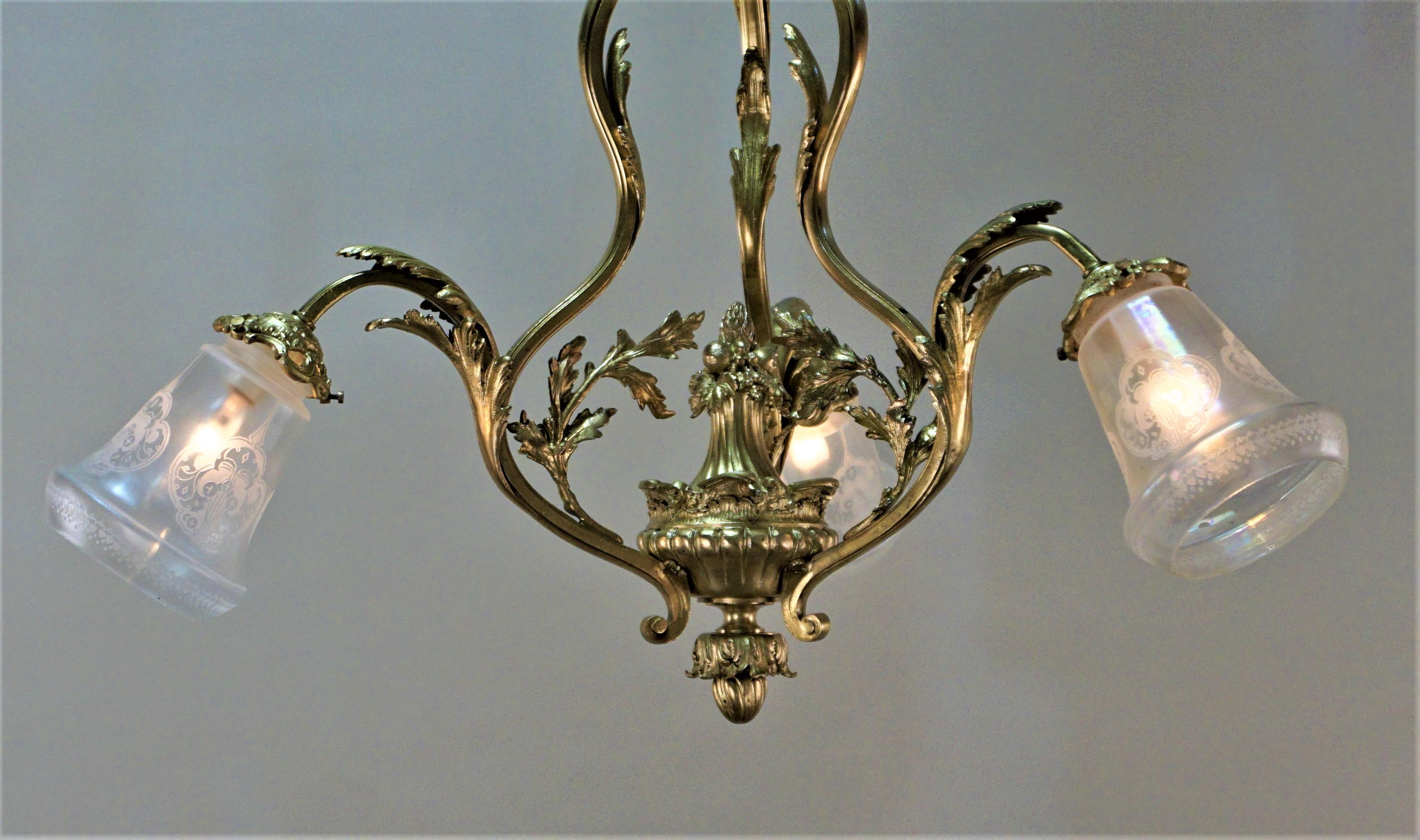 French Bronze Early 20th Century Chandelier 2