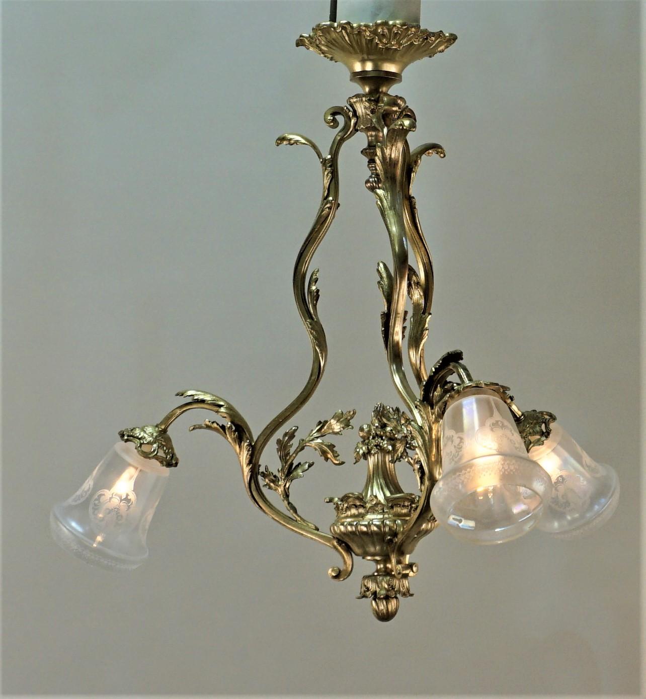 French Bronze Early 20th Century Chandelier 3