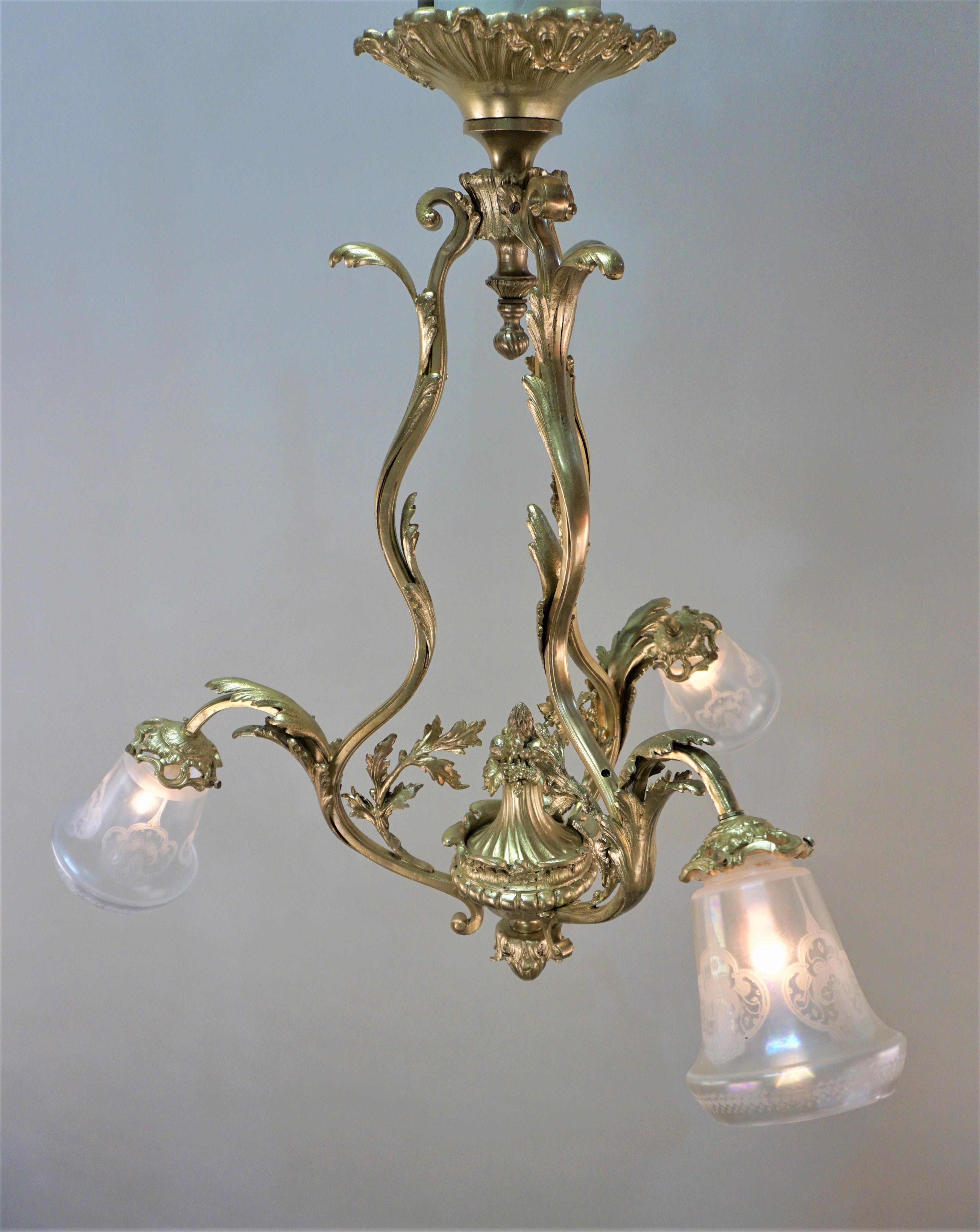 French Bronze Early 20th Century Chandelier 4