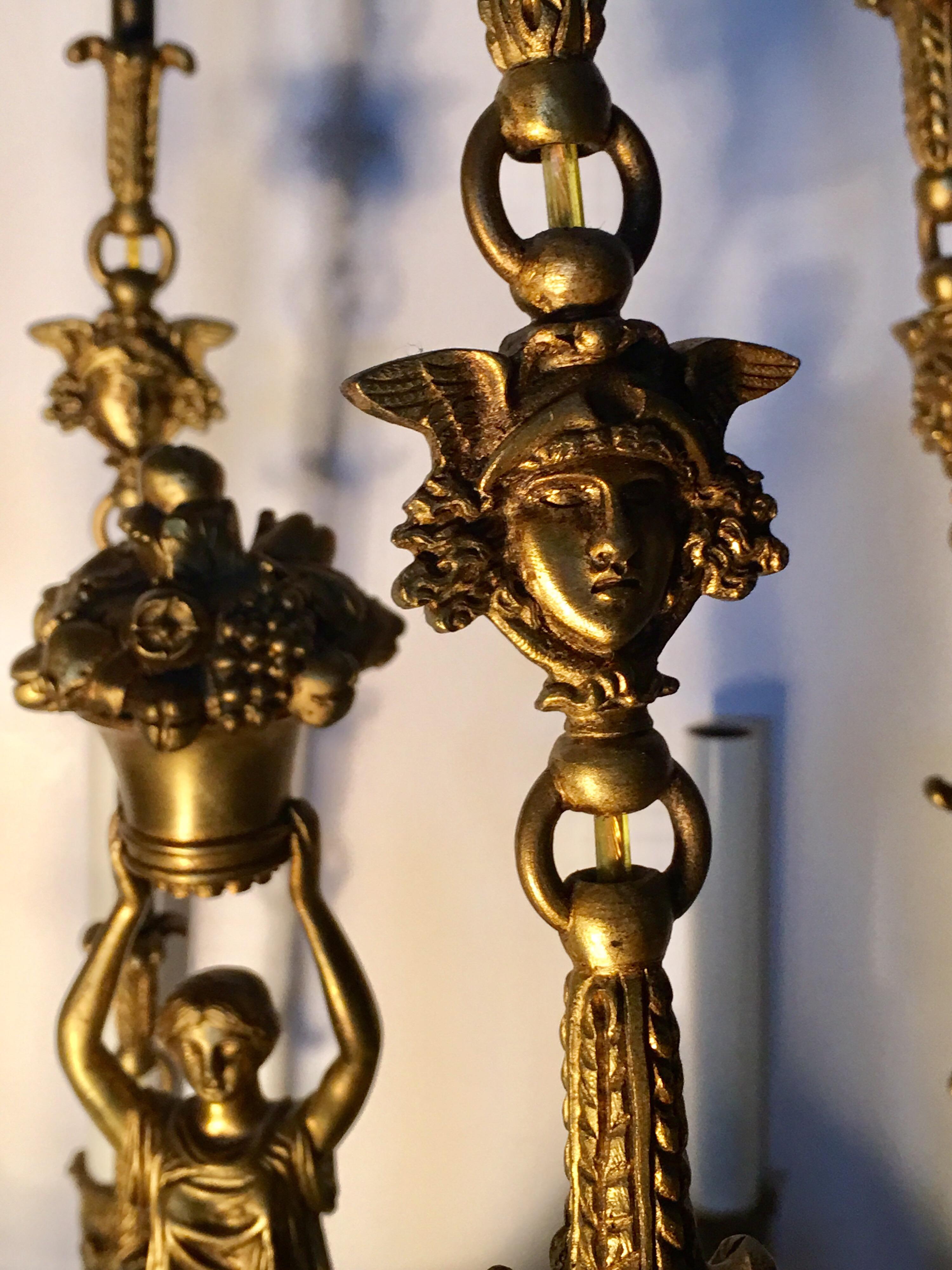Französischer Bronze-Kronleuchter im Empire-Stil im Angebot 9