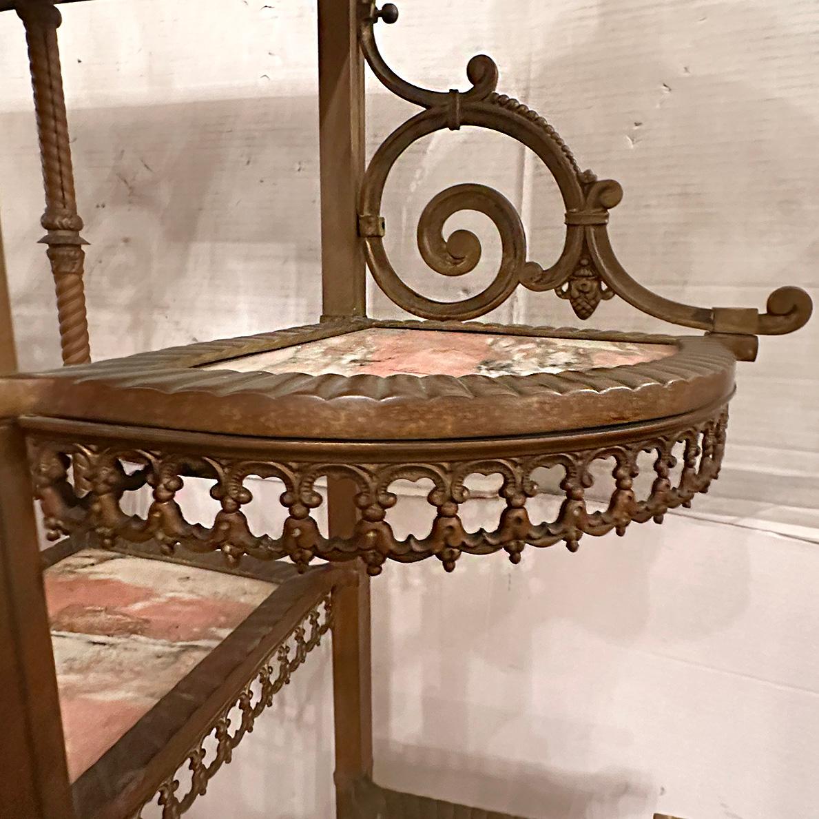 Bronzo Étagère francese in bronzo in vendita