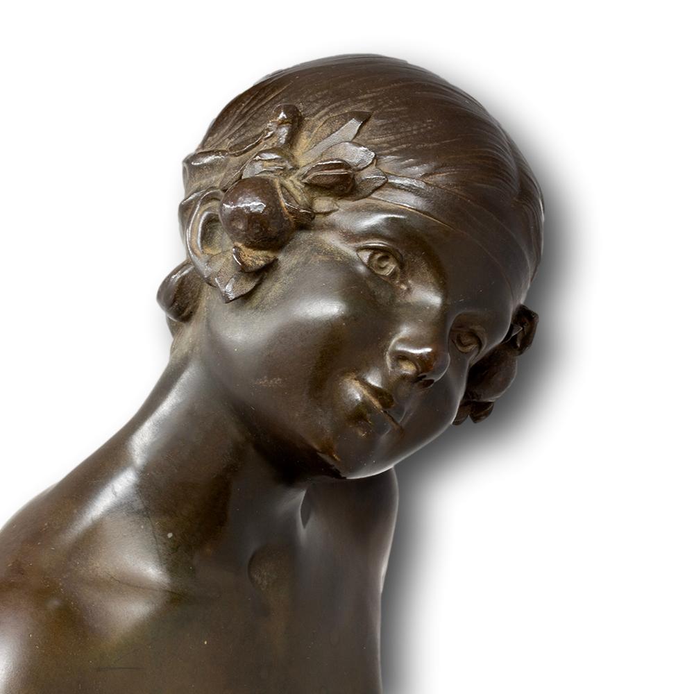 Mujer francesa de bronce de Jean Verschneider y Etling Paris, Art Decó hacia 1920 en venta 9