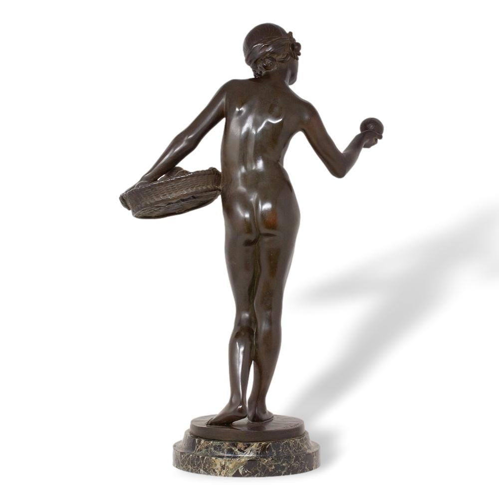 Mujer francesa de bronce de Jean Verschneider y Etling Paris, Art Decó hacia 1920 Vaciado en venta