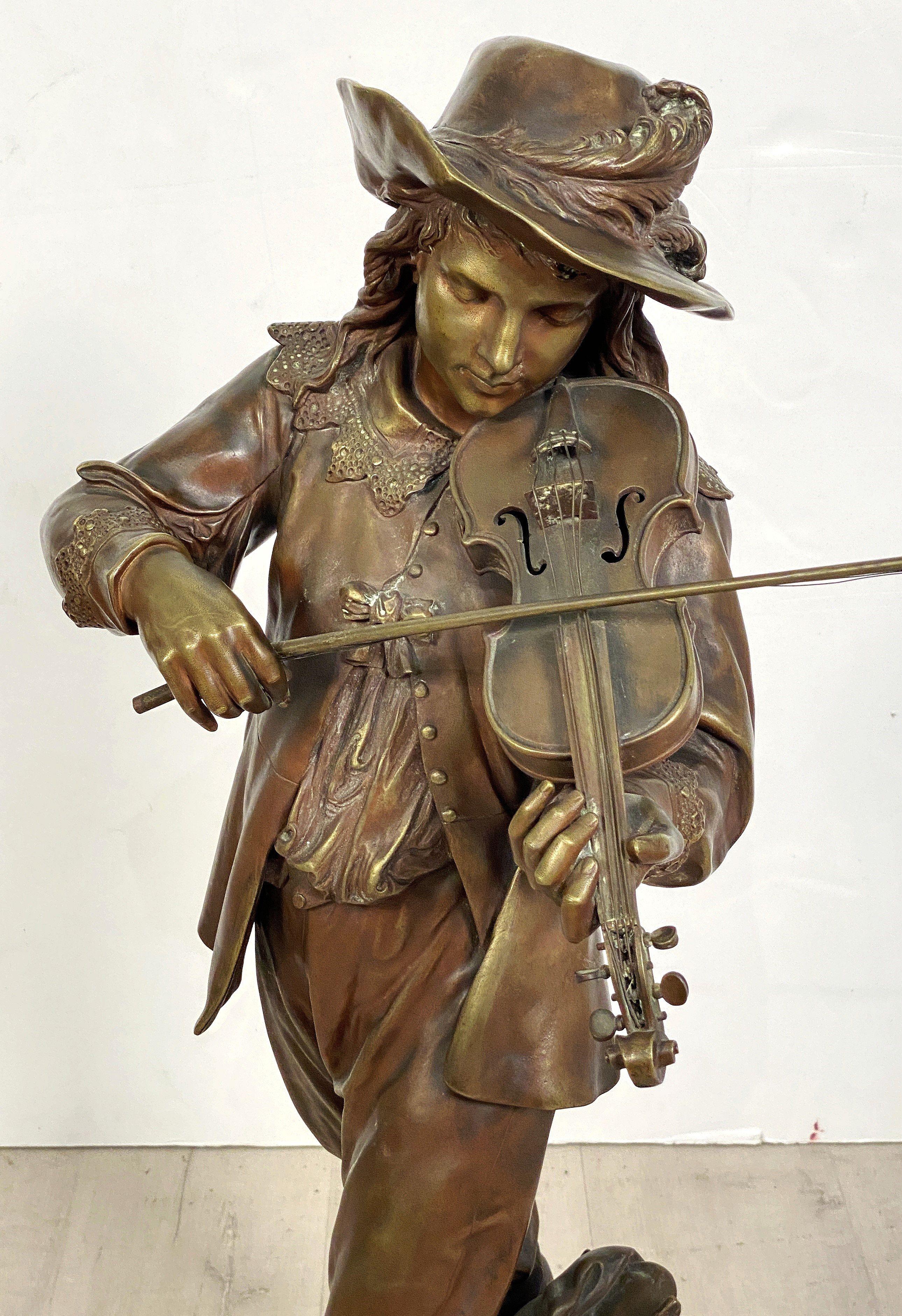 French Bronze Figural Sculpture of a Musician by Boyer Fres. Bronziers - Paris For Sale 4