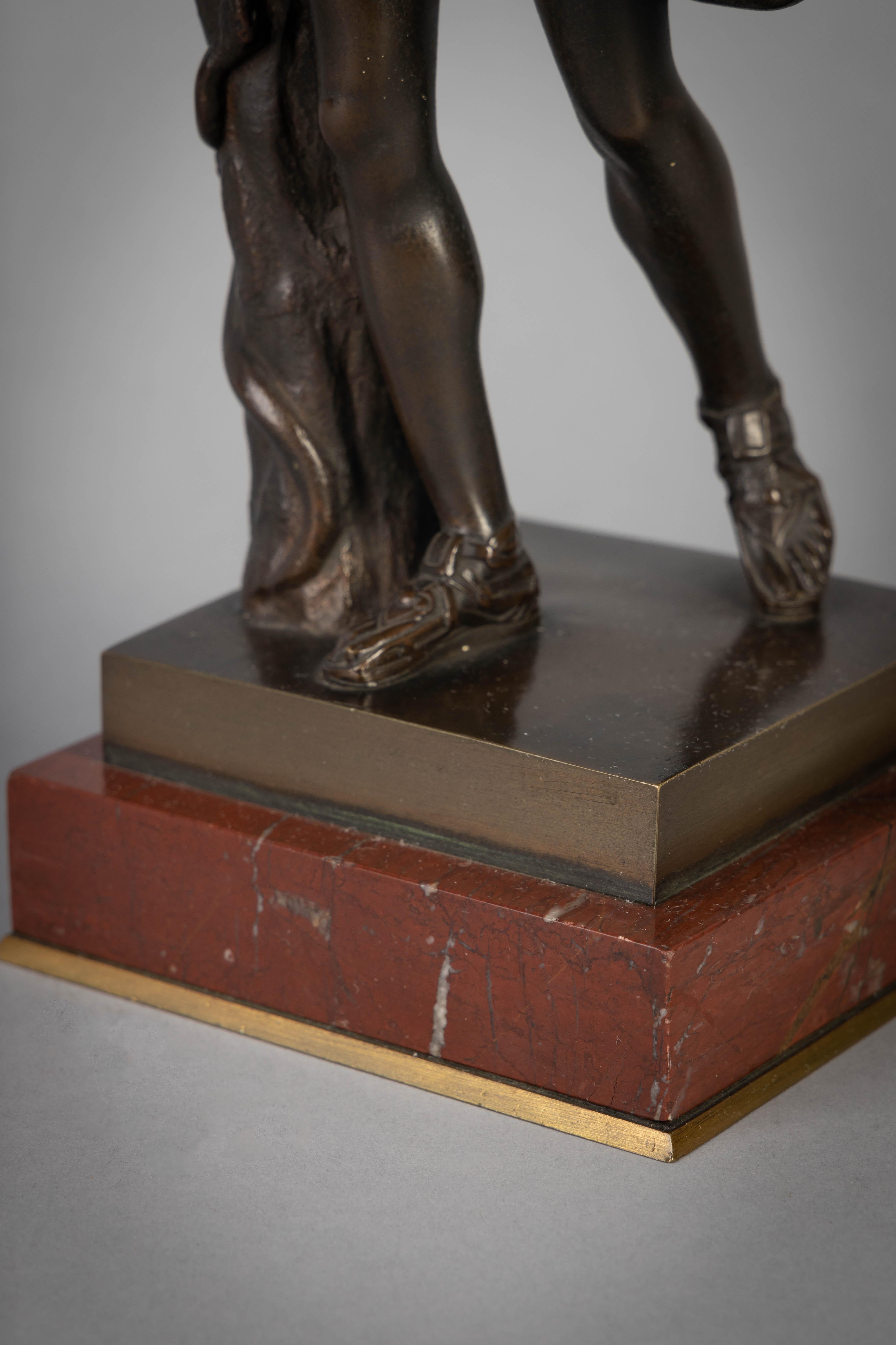 Französische Bronzefigur des Apollo Belvedere aus der Bronze im Zustand „Gut“ im Angebot in New York, NY