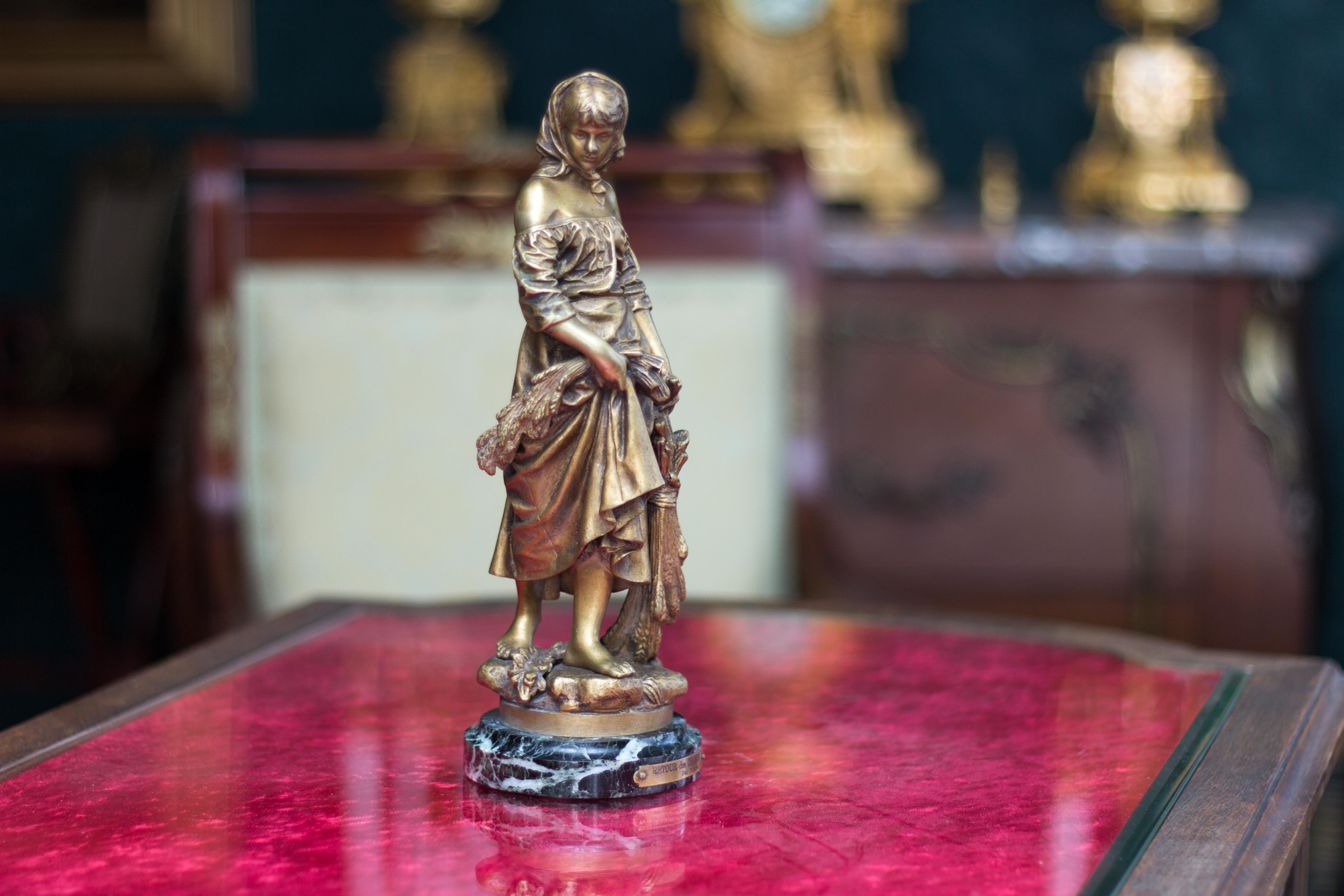 Figure française en bronze 