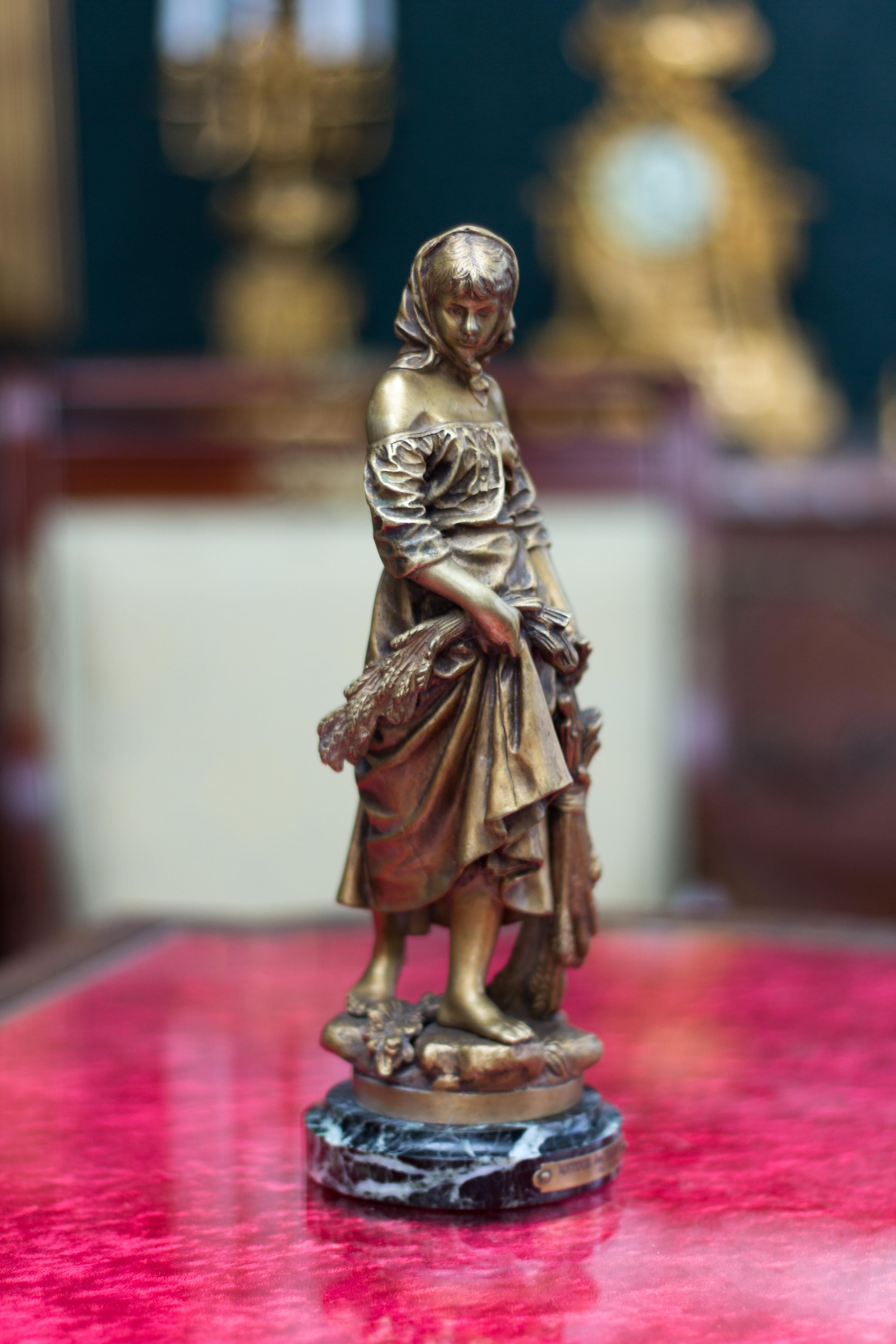 Figure française en bronze 