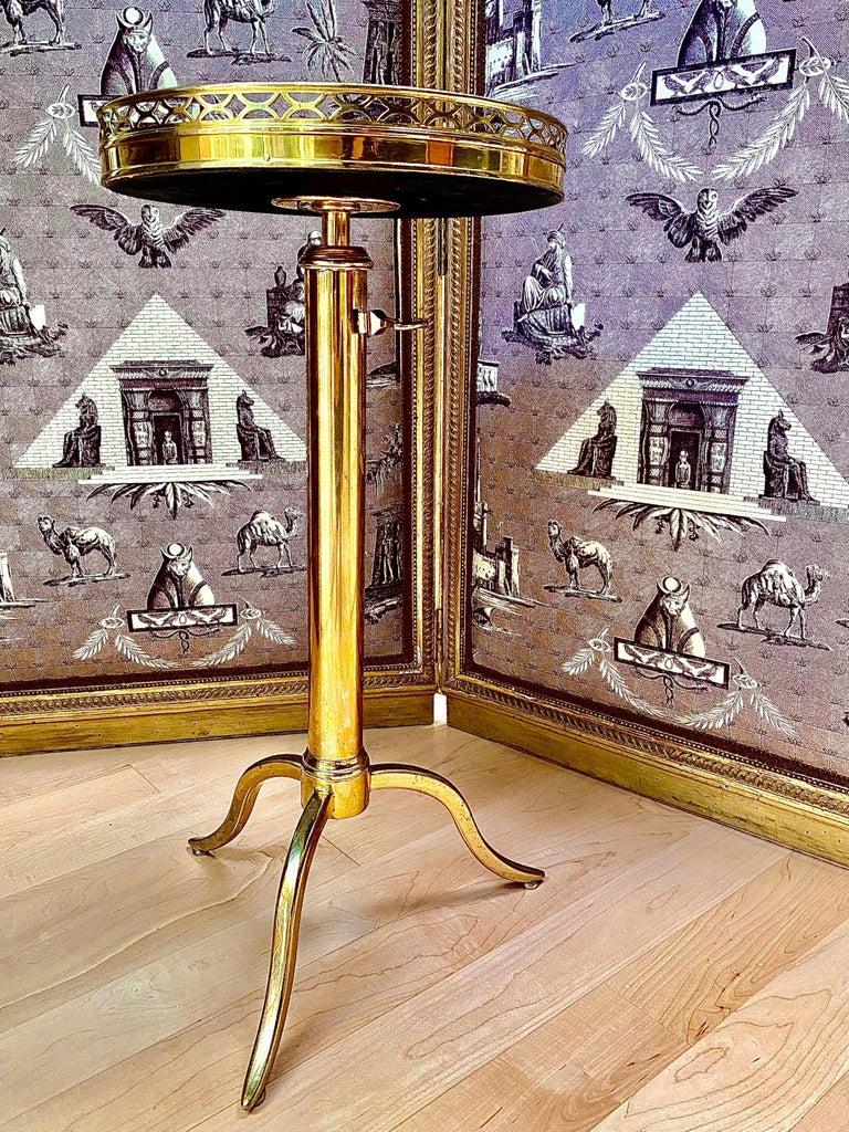 French Bronze Guéridon Side Table in the Manner of Maison Toulouse, Telescopic For Sale 6