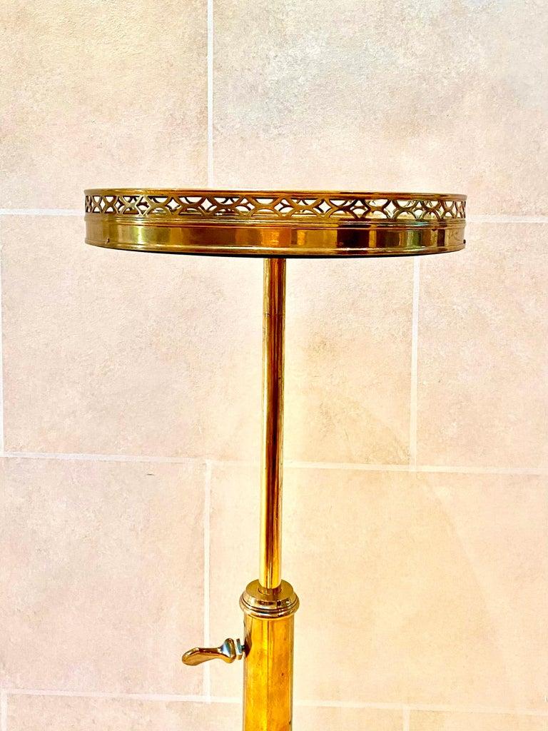 French Bronze Guéridon Side Table in the Manner of Maison Toulouse, Telescopic For Sale 12