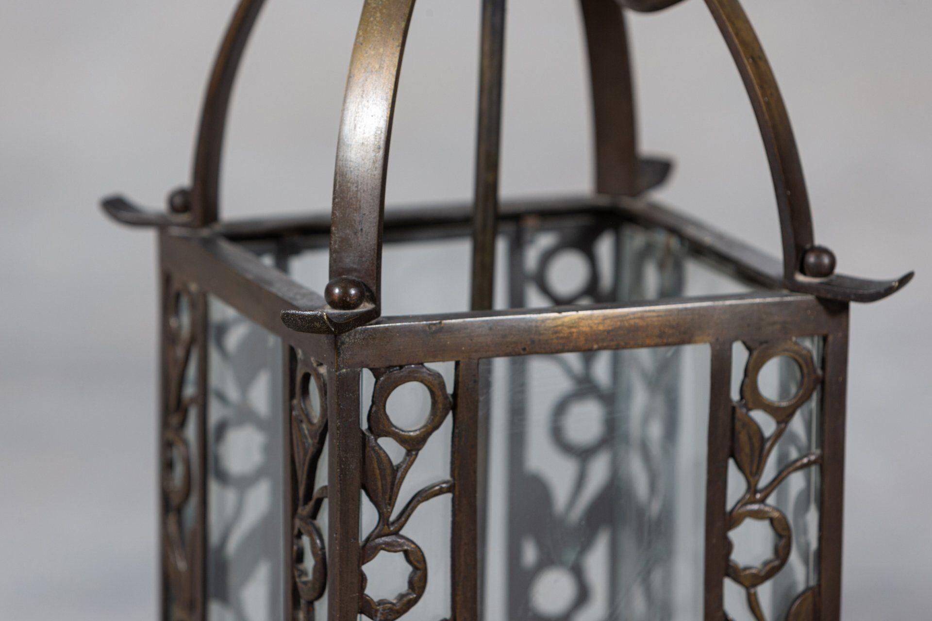 Circa 1920.
French bronze hall lantern.
Sku 1121.
W24 x D24 x H62cm.