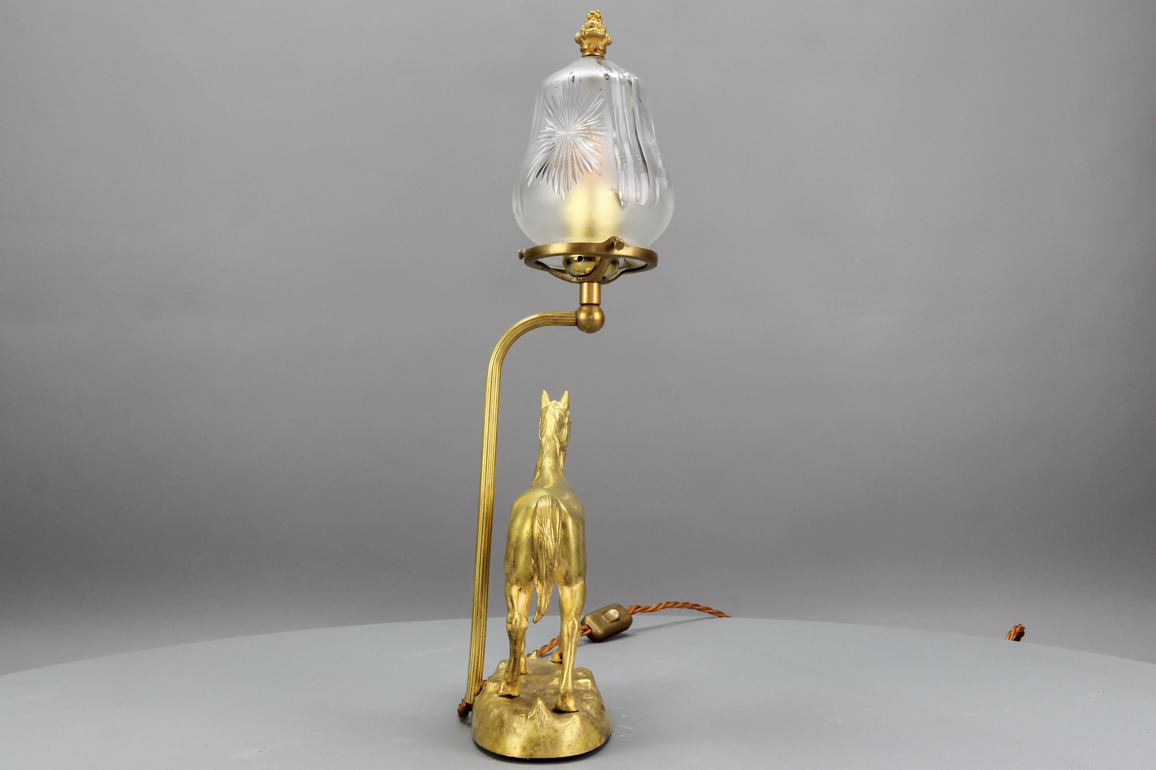 French Bronze Horse Sculpture and Cut Frosted Glass Table Lamp, ca 1950s For Sale 5