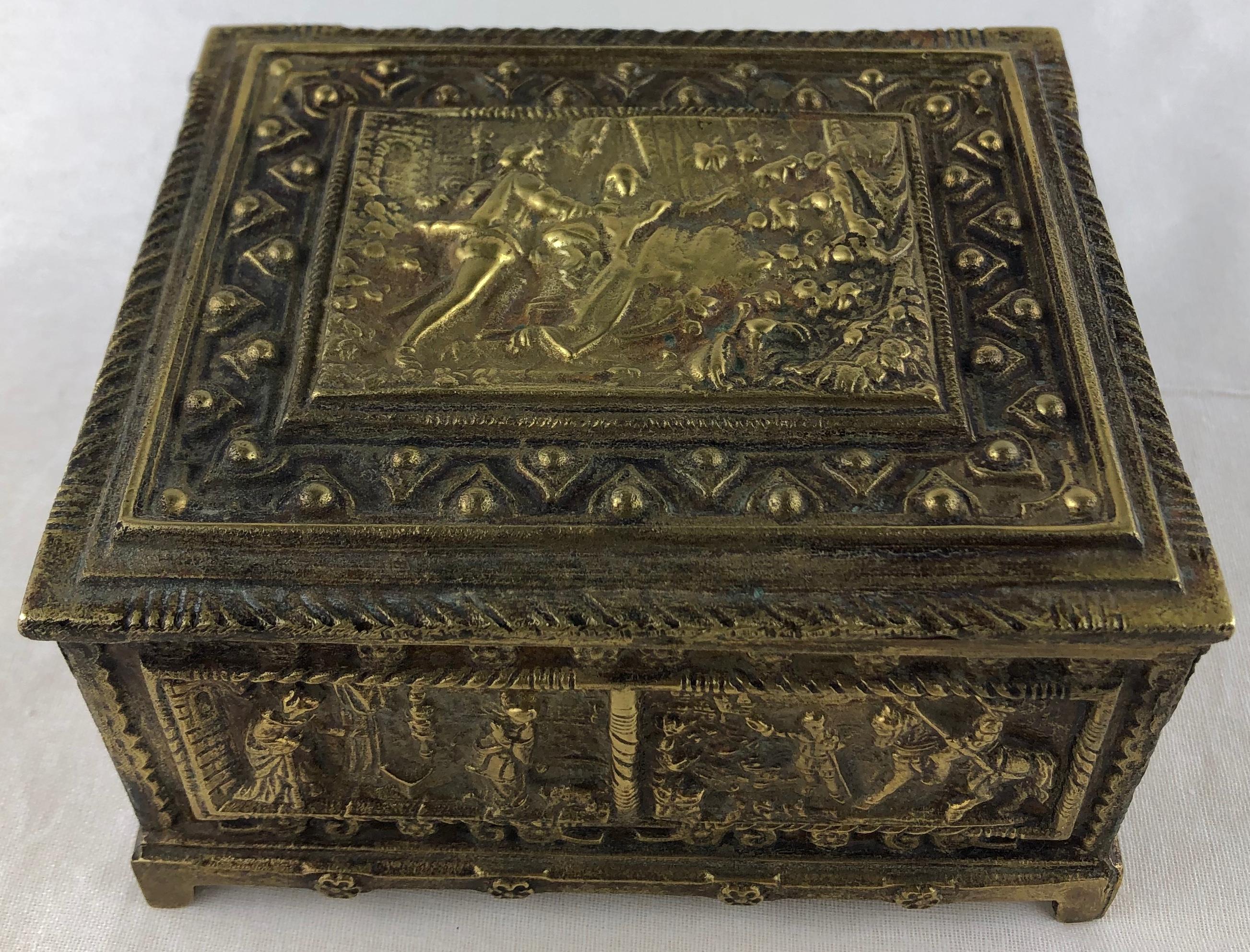 A French cast bronze jewelry box intricately designed and handcrafted, circa 1880s. 
This intricately carved box depicts the romantic poem of Le Roman de la Rose (The Romance of the Rose).

19th century, elaborately cast in high relief depicting
