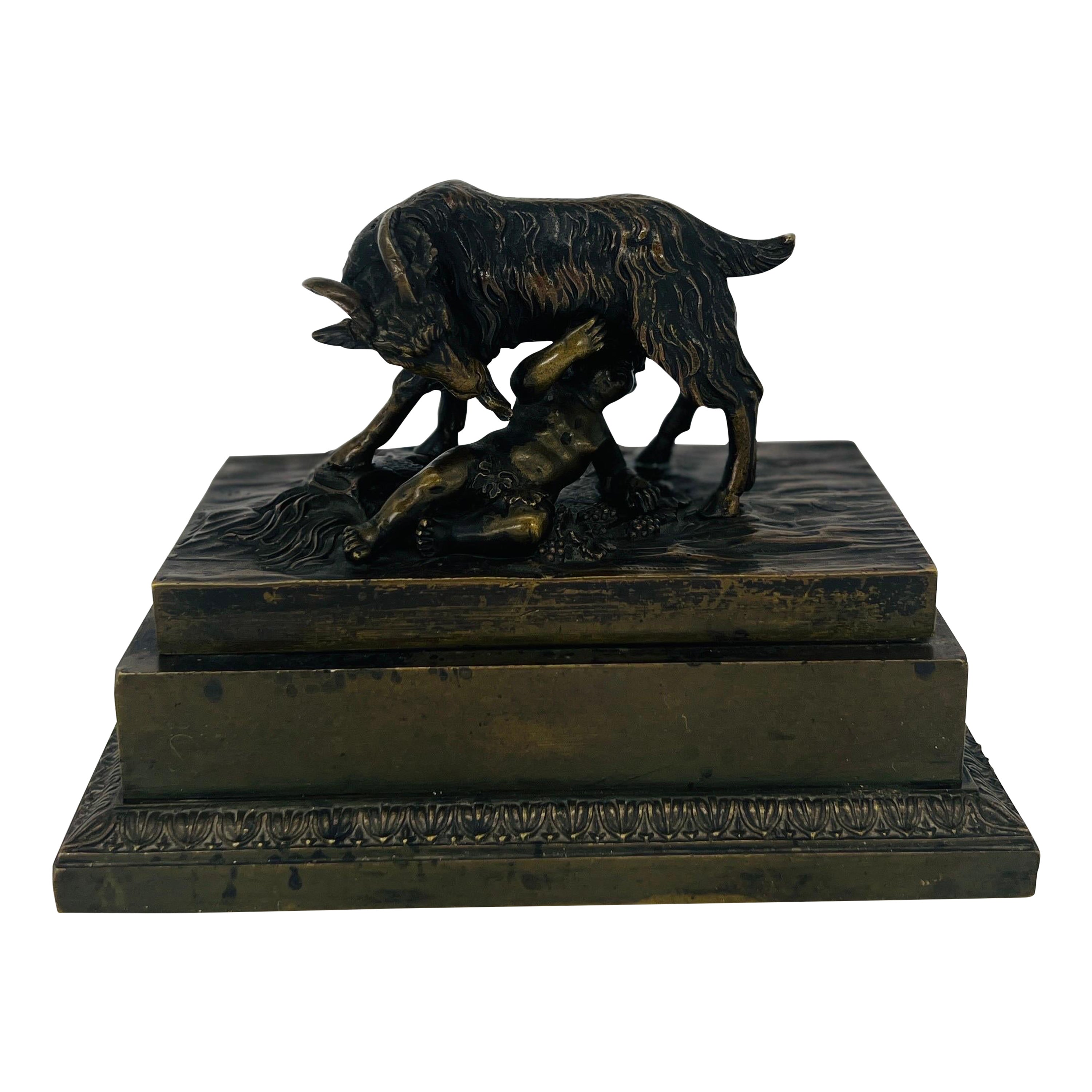Tintero francés de bronce "Buscando leche" Circa 1880 Estilo de Henri Picard