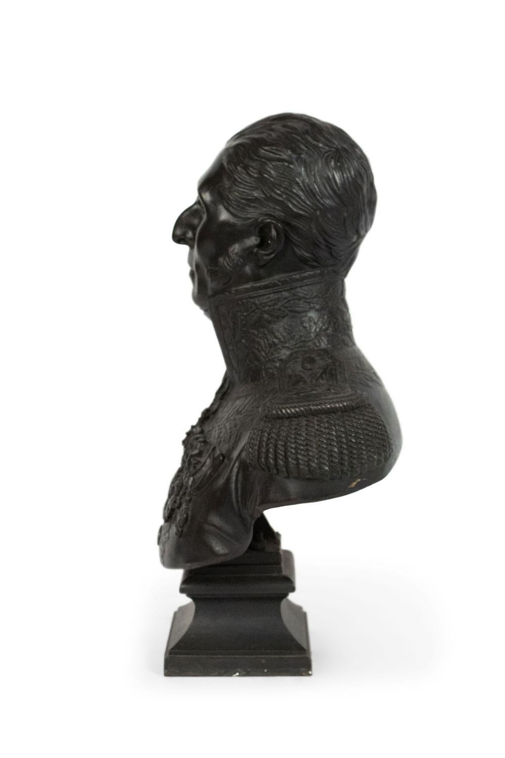 Busto di ufficiale militare francese in bronzo In condizioni buone in vendita a Queens, NY