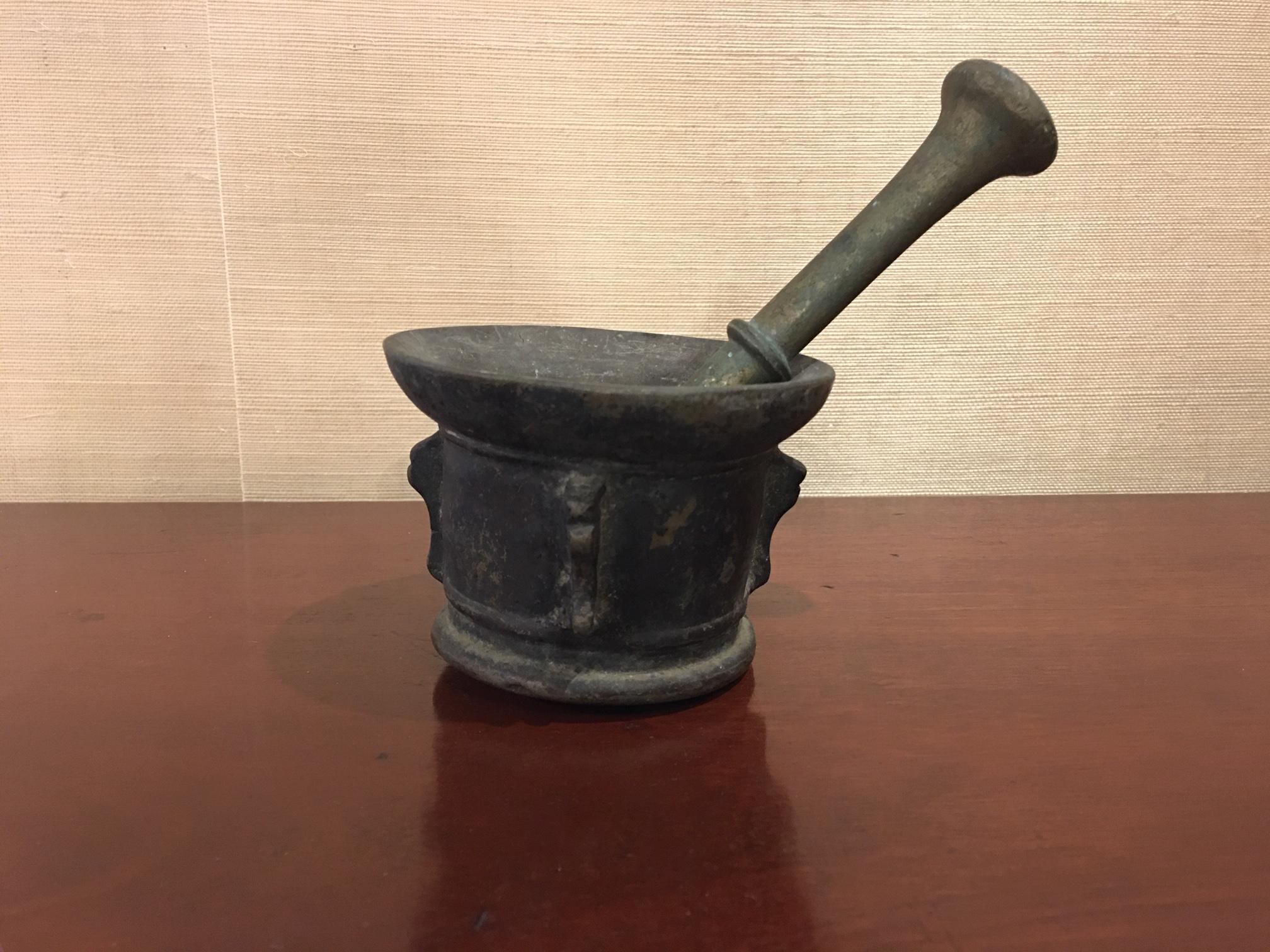 French bronze mortar and pestle, original patina, early 19th century. Pharmacy or herbalist antique bronze mortar. Handmade with pestle. Original patina.