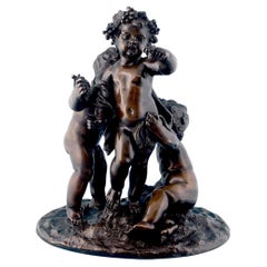 Französische Bronzestatue von drei Putten