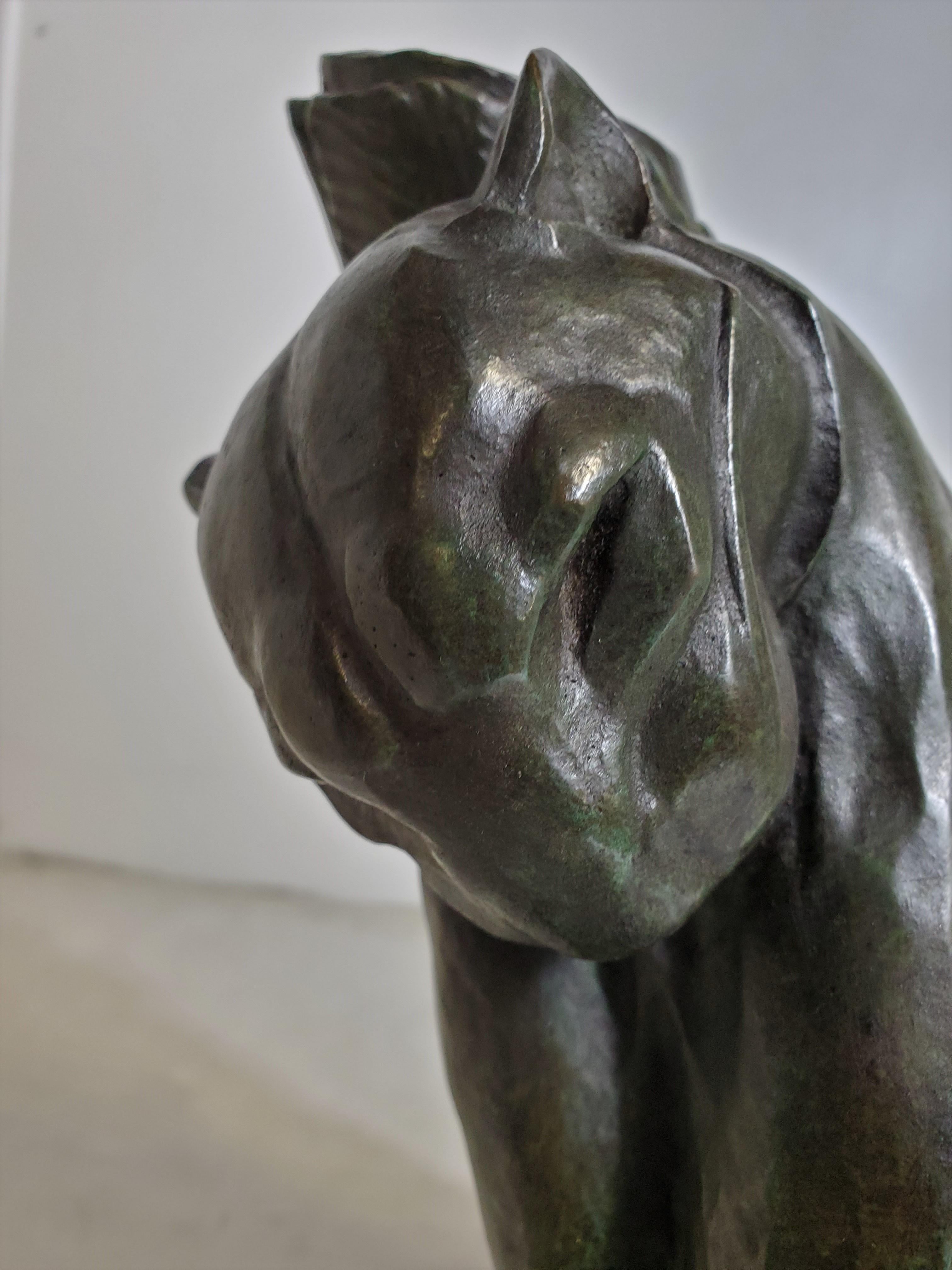 Français Rare sculpture en bronze français d'une panthère bruant signée André Vincent Becquerel en vente