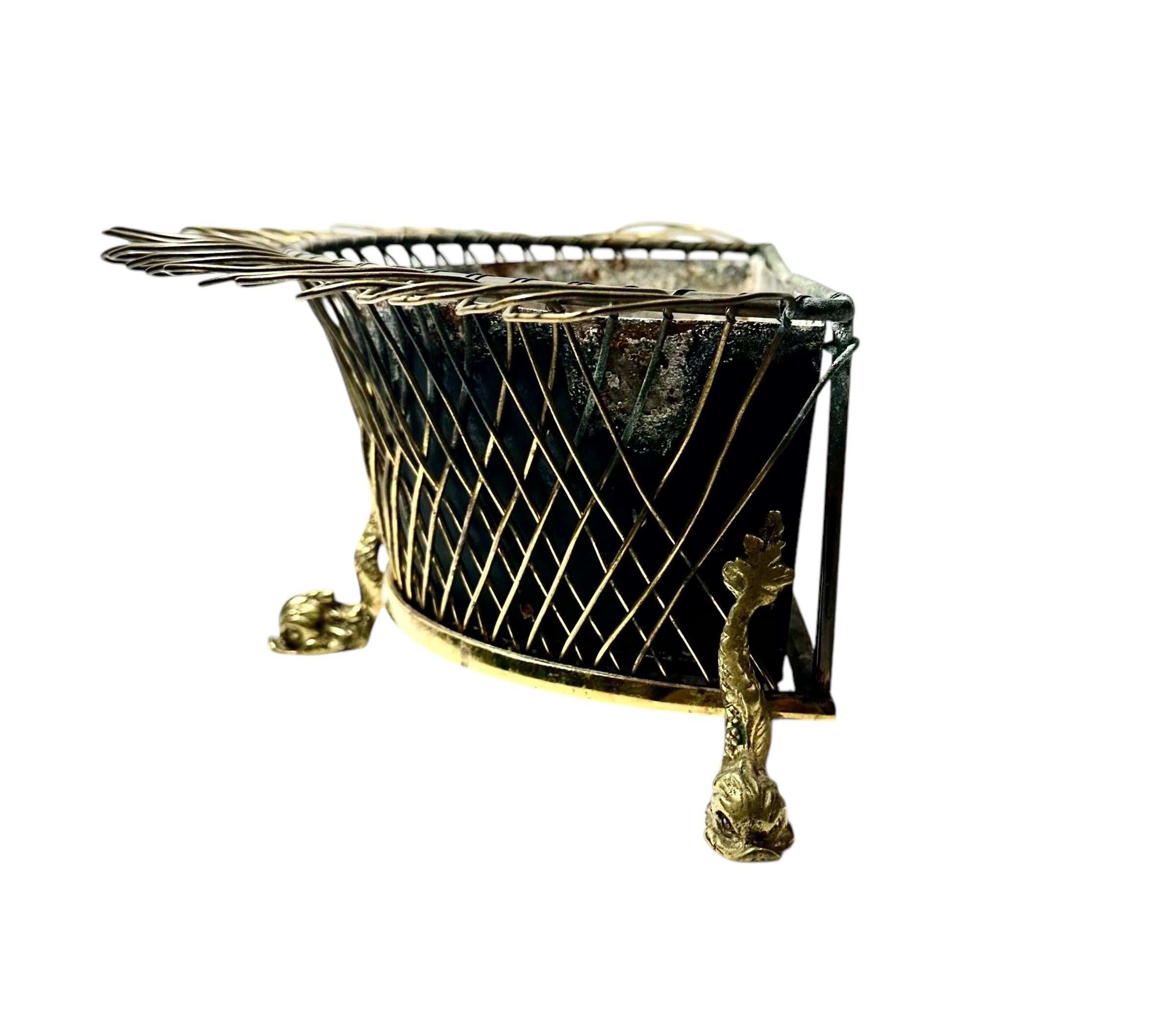 Metallo Giardiniera Regency in bronzo francese con delfini in vendita