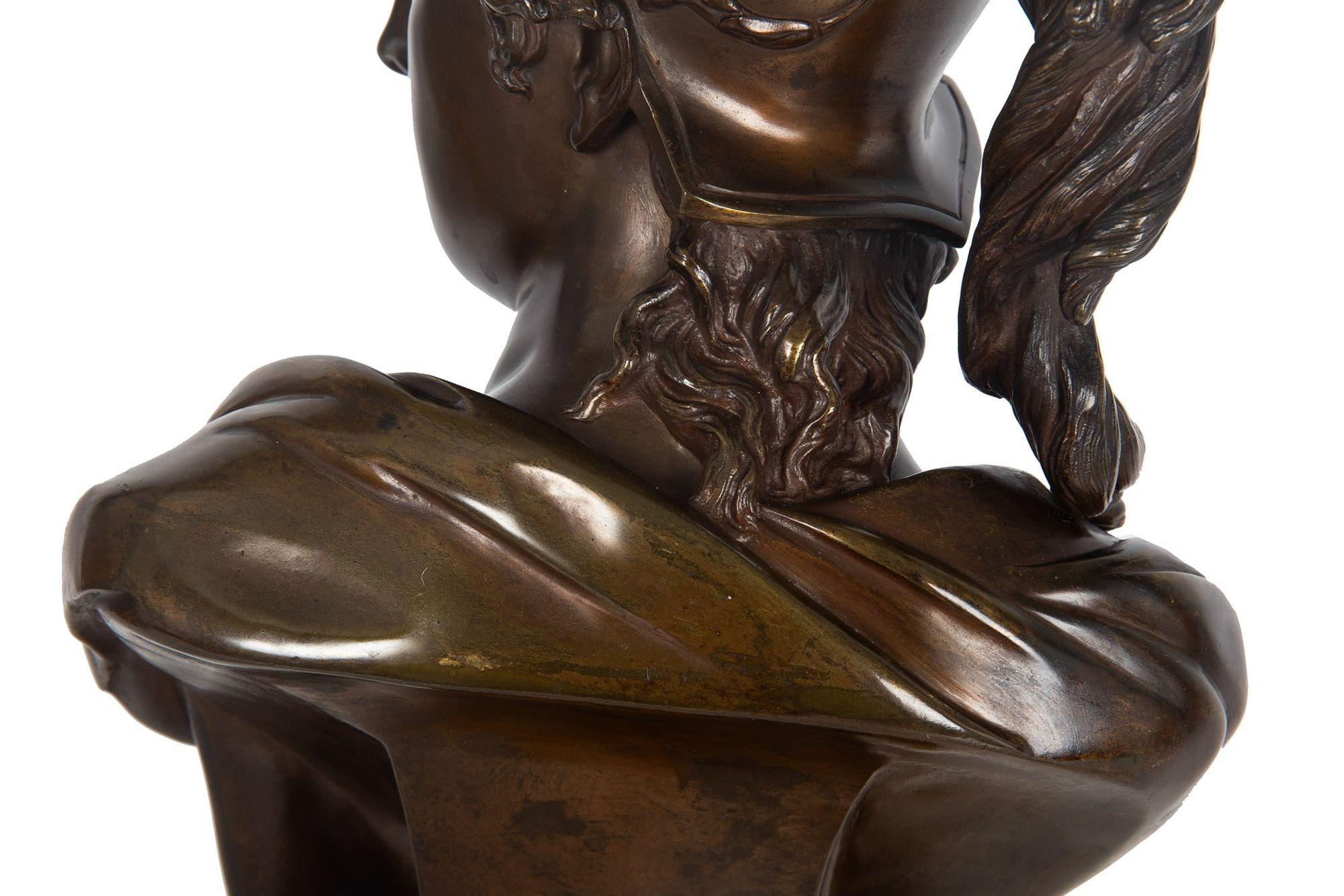 Sculpture en bronze français Buste antique de guerrier grec, fin du XIXe siècle en vente 7