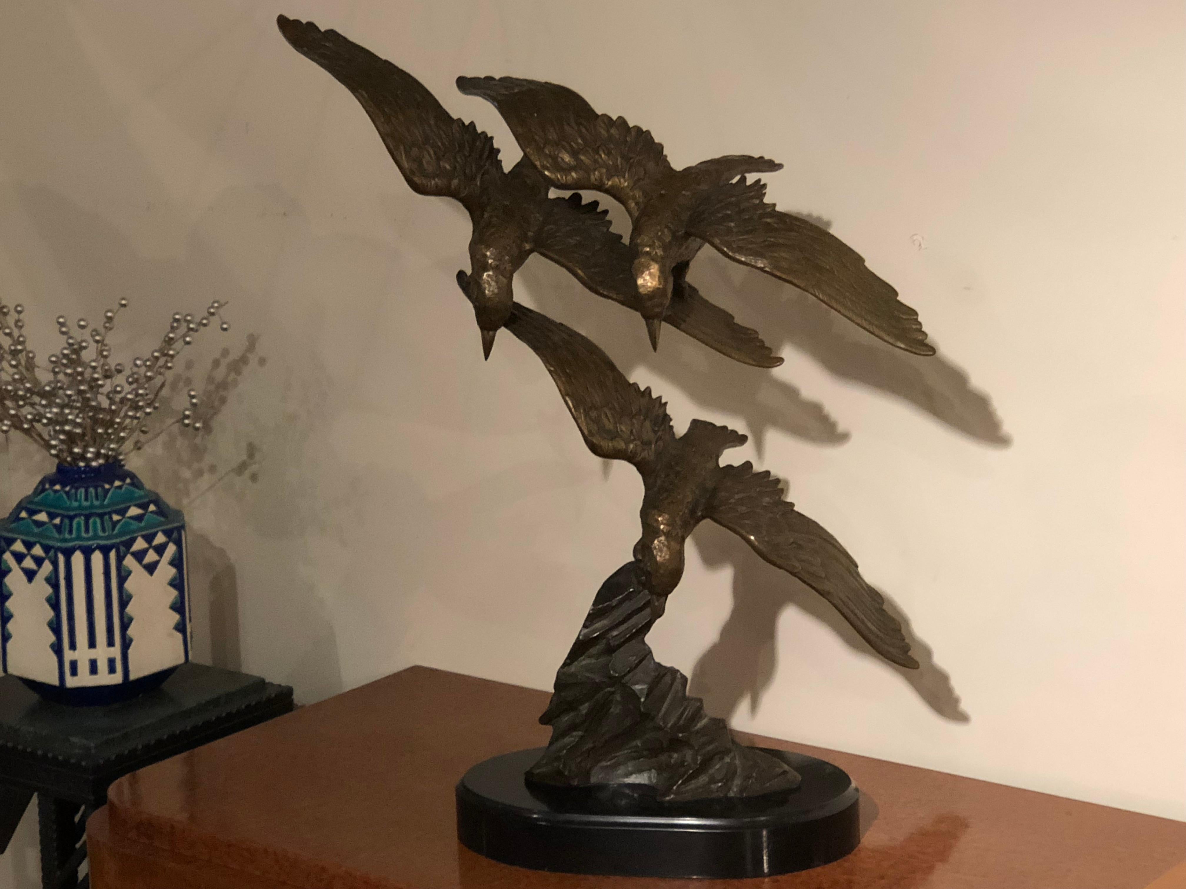 Sculpture française en bronze Art Déco Artiste E. Tissot Oiseaux en vol 3