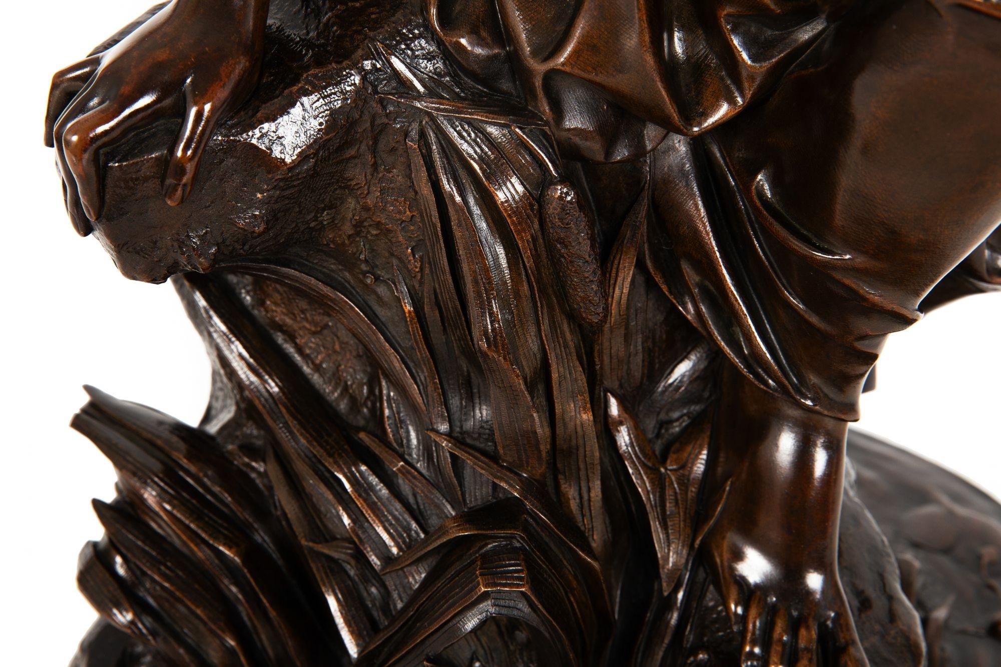 French Bronze Sculpture “La Fil de la Vierge” by Pierre-Emile Hebert ca. 1880 in vendita 7