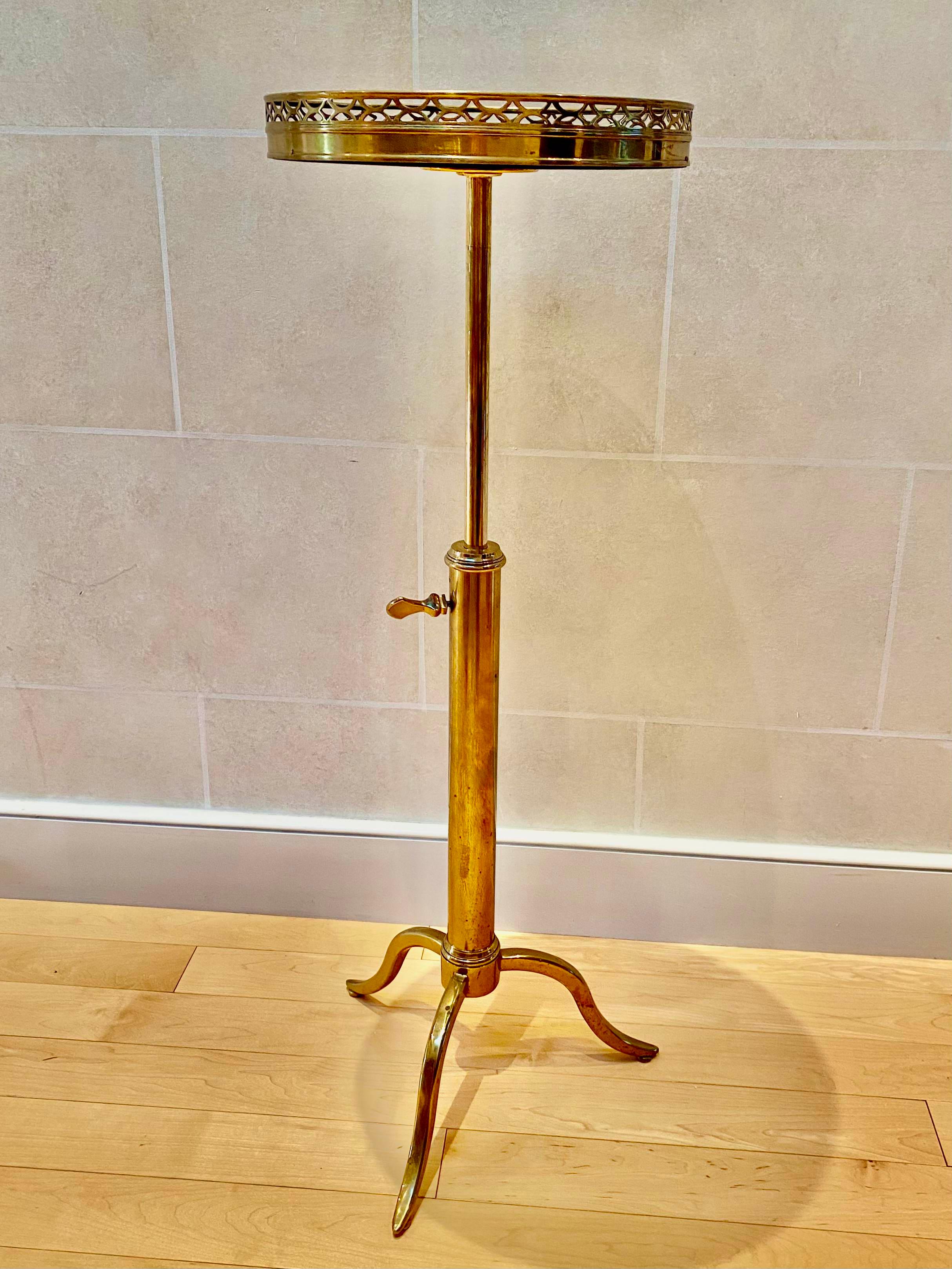 Mid-Century Modern French Bronze Guéridon Side Table in the Manner of Maison Toulouse, Telescopic