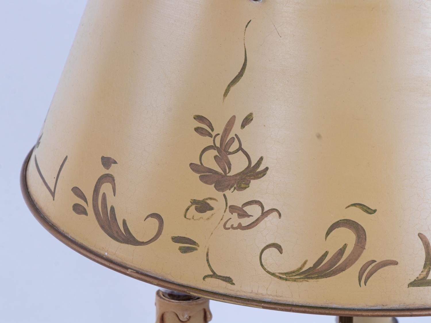 French Bronze & Tole Louis XV Style Bouillotte Lamp, 19th Century For Sale 1