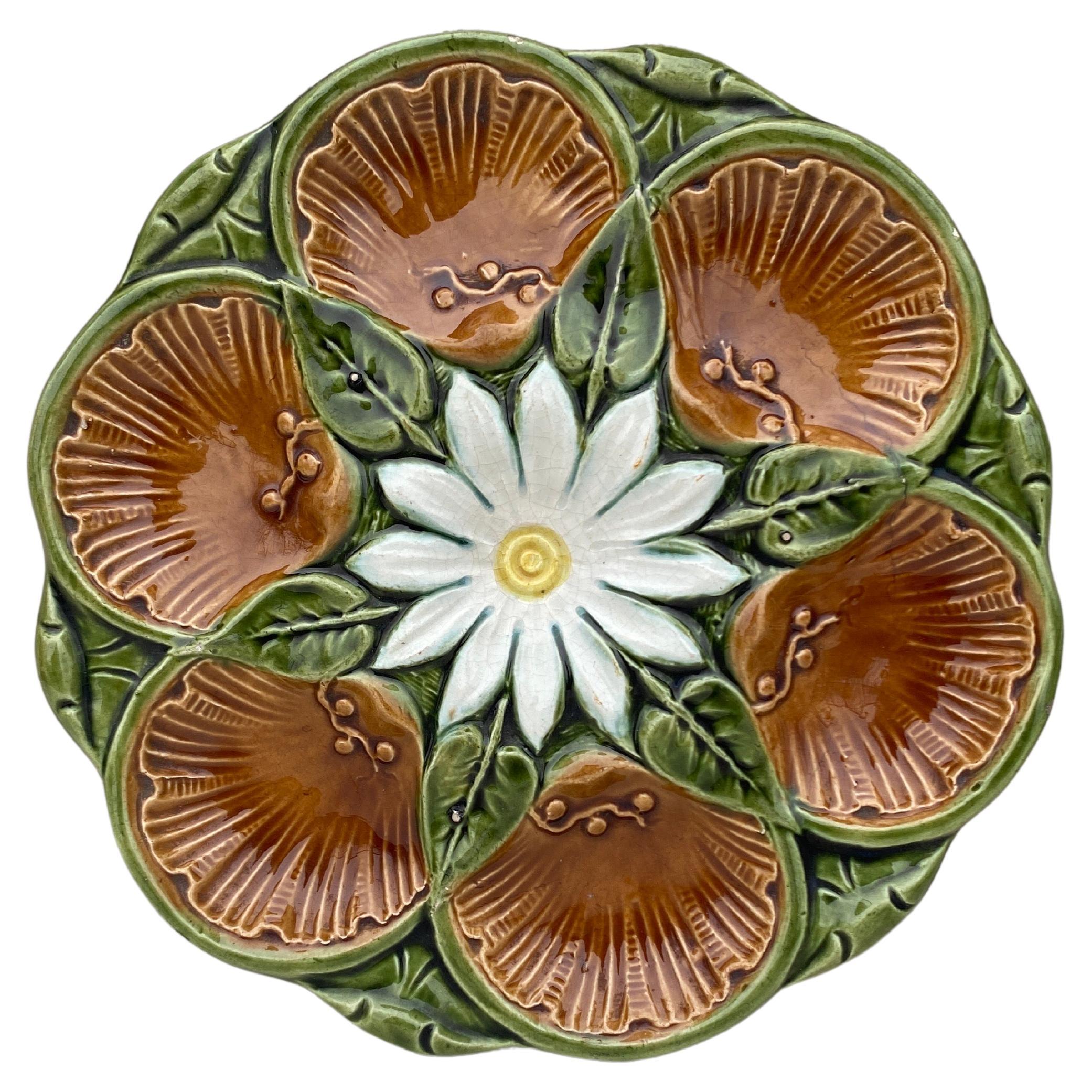 French Brown Majolica Oyster Plate, circa 1890 For Sale