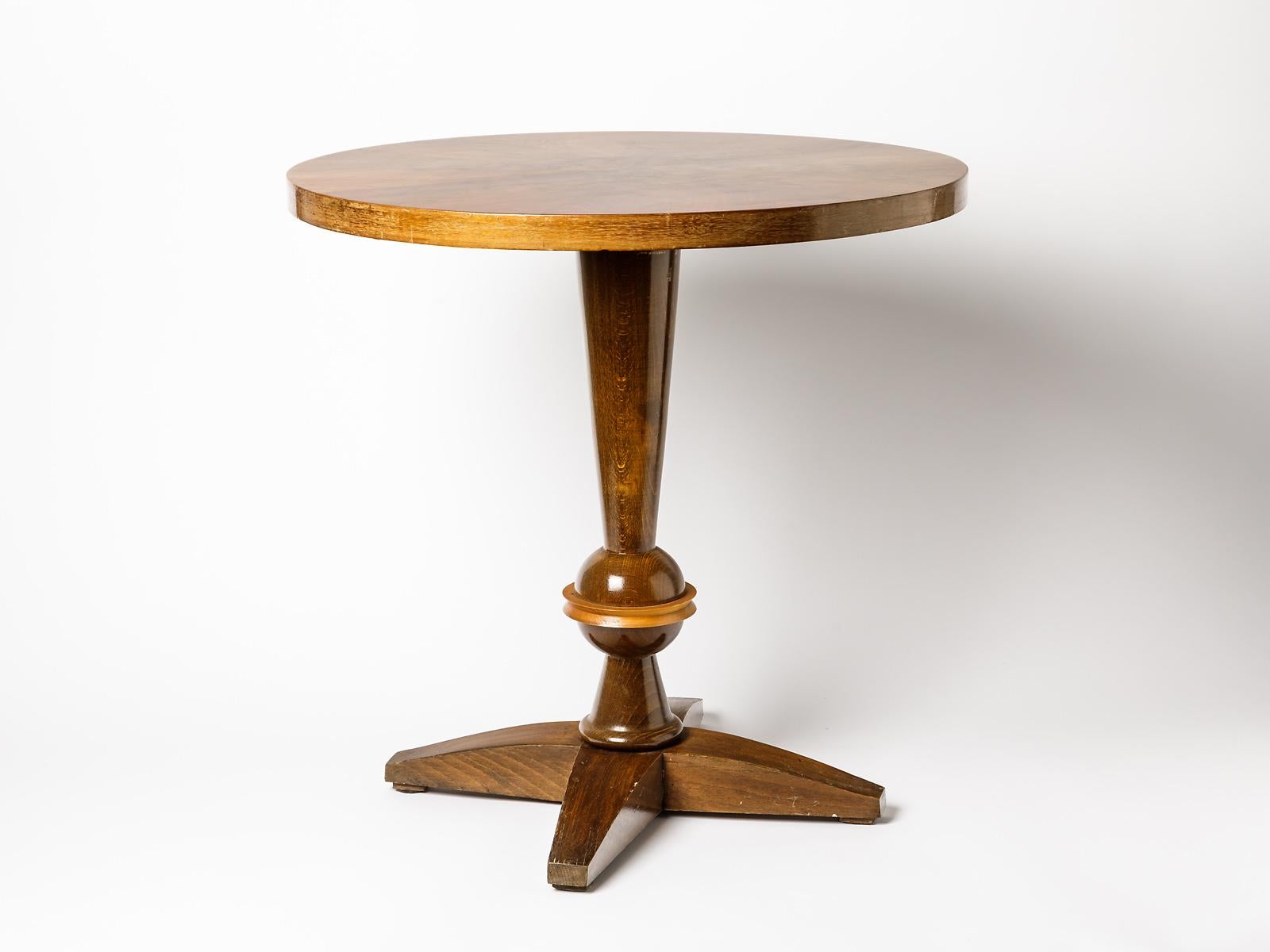 French Brown Wood Art Deco Guéridon Table circa 1930 Coffee or Sofa Table In Good Condition In Neuilly-en- sancerre, FR