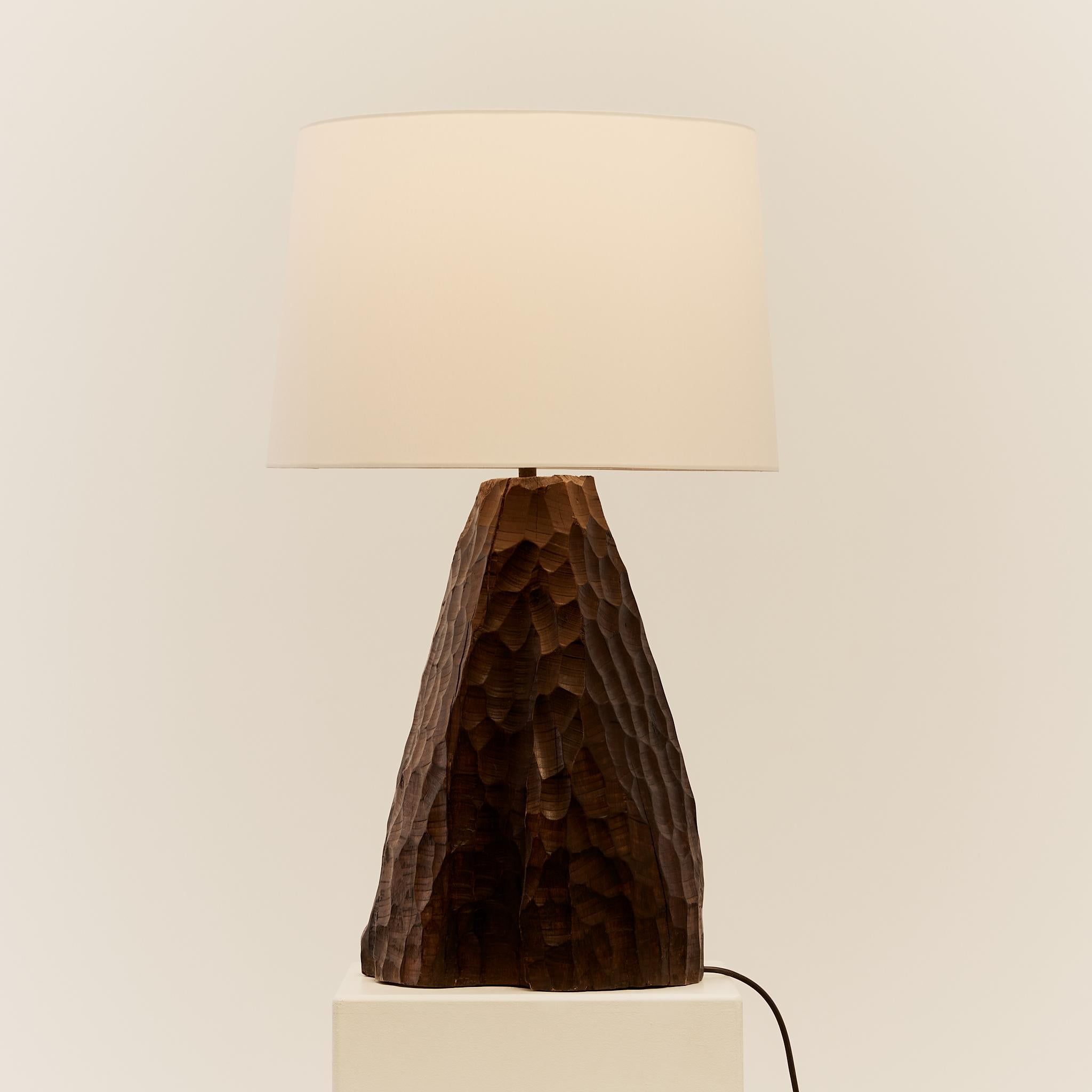 Brutalist French brutalist chiselled table lamp with silk shade For Sale