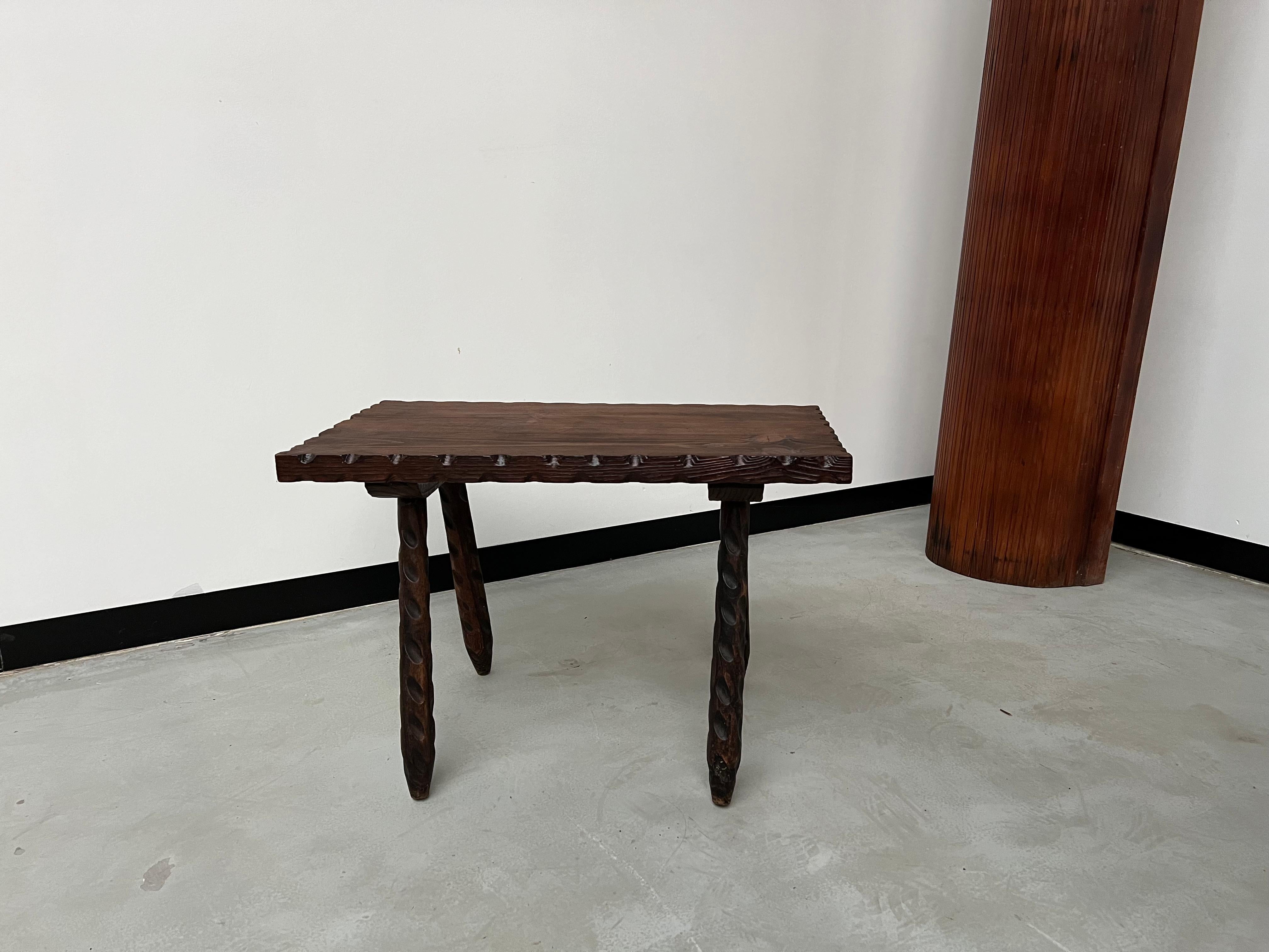 European  French brutalist coffee table, turned legs, circa 1960 For Sale