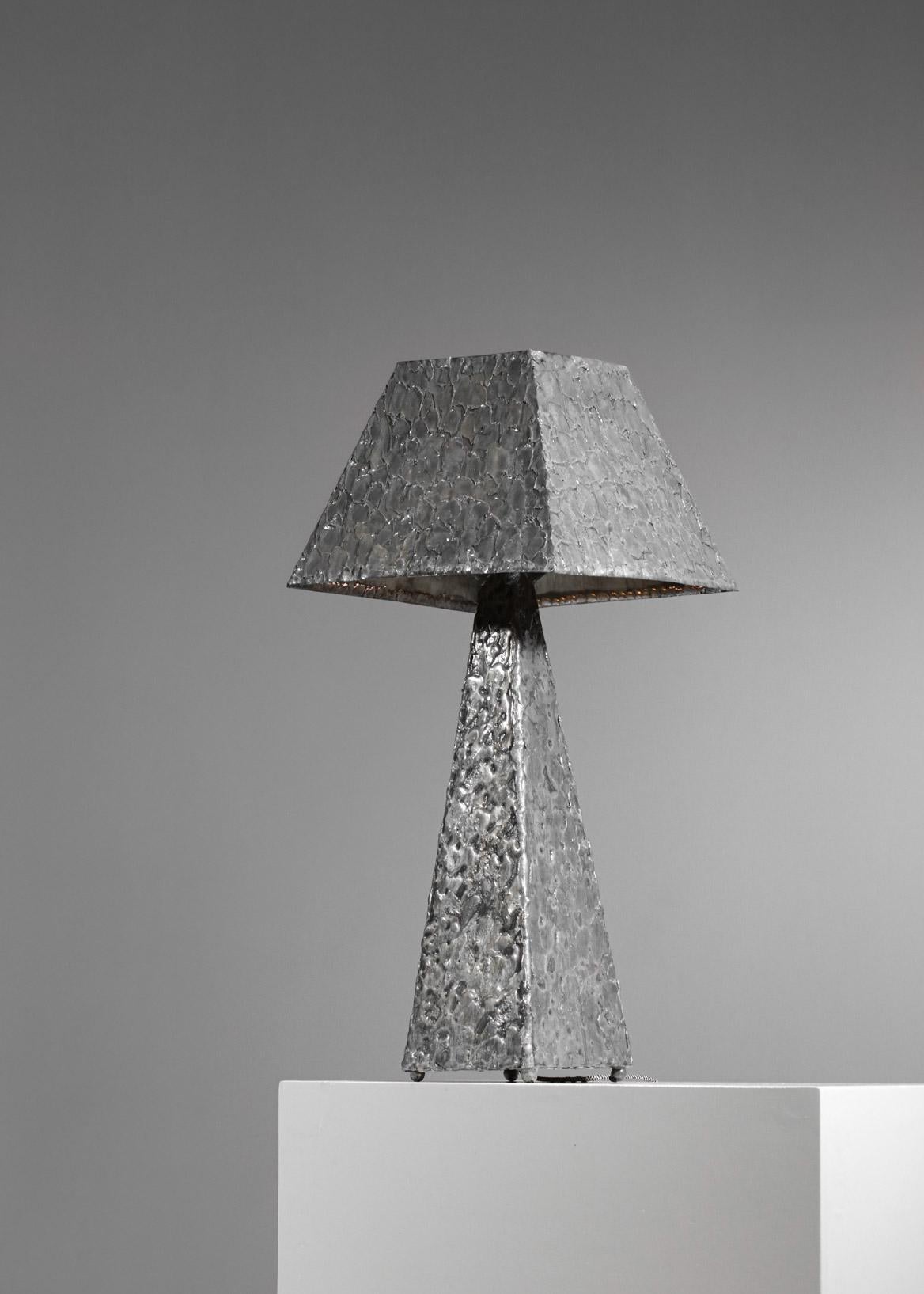 French Brutalist Desk or Occasional Lamp in Zinc from the 80s - F016 In Good Condition In Lyon, FR