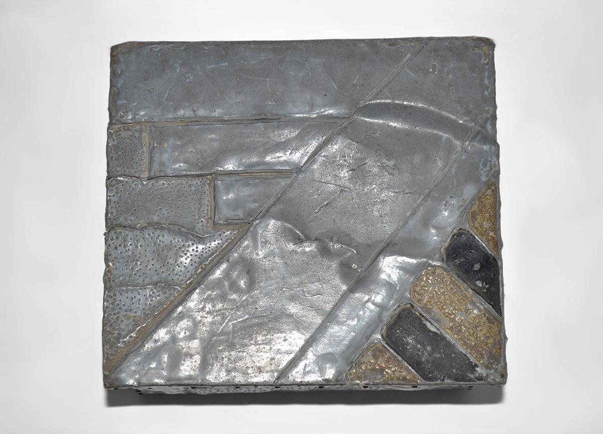 Caja de metal con bisagras Brutalista Años 60, Francia en Bueno estado para la venta en Fort Lauderdale, FL