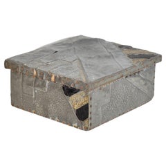 Caja de metal con bisagras Brutalista Años 60, Francia