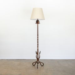 Französische Stehlampe aus Eisen im Brutalismus