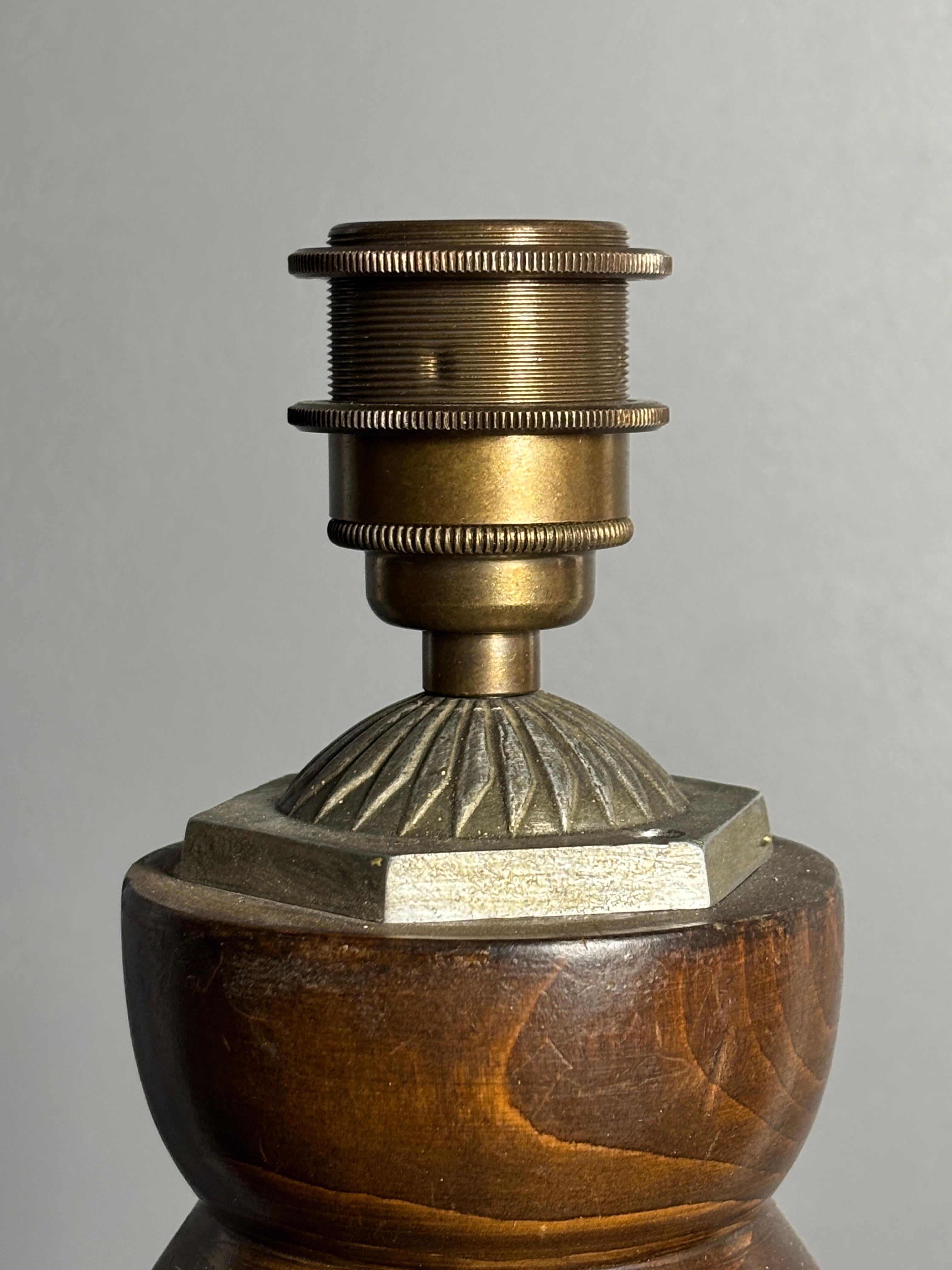 Französisch brutalistischen Mitte des Jahrhunderts Holz gedreht Kokon Stehlampe, Charles Dudouyt Stil im Angebot 8