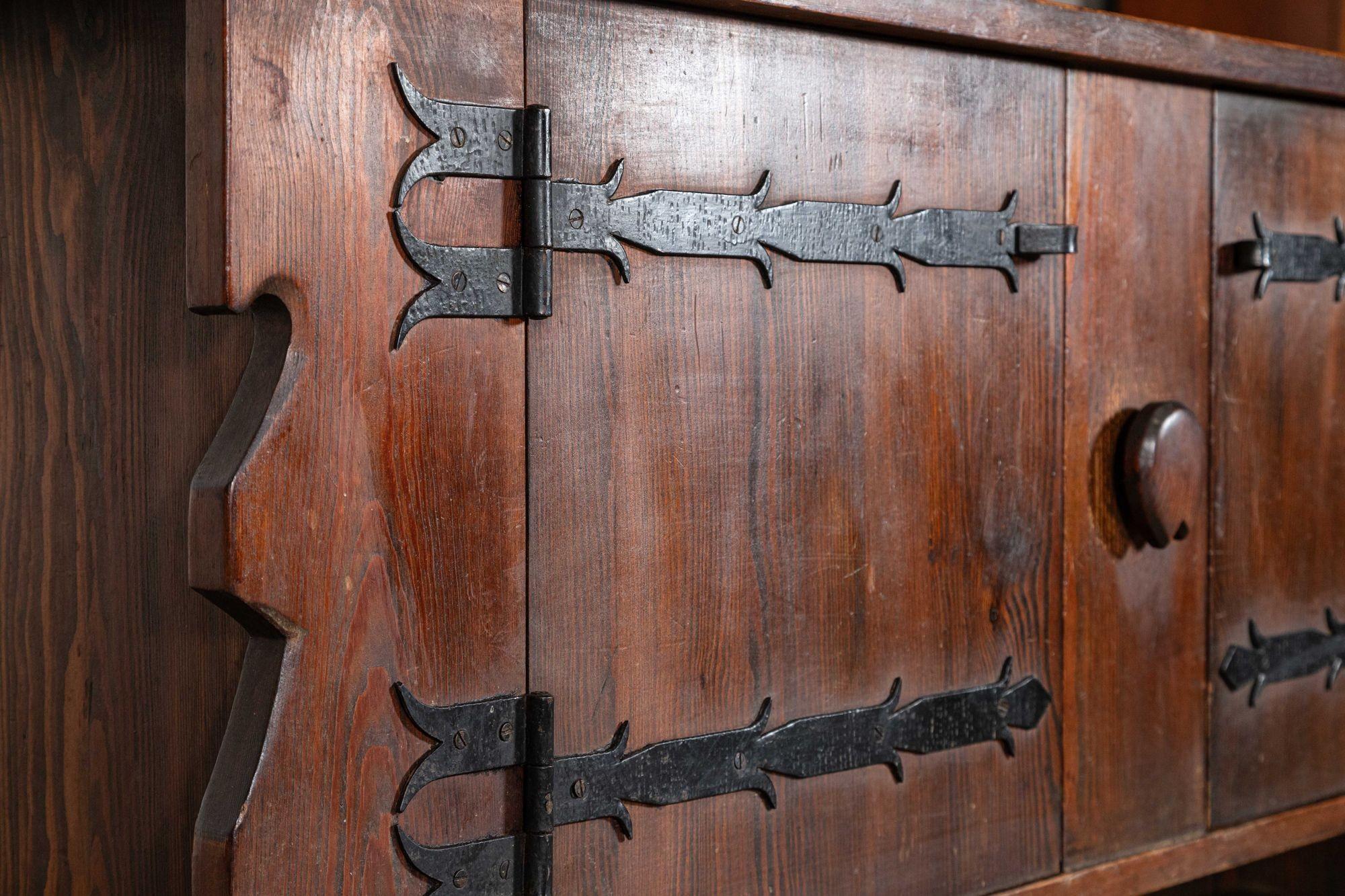French Brutalist Pine Sideboard In Good Condition For Sale In Staffordshire, GB