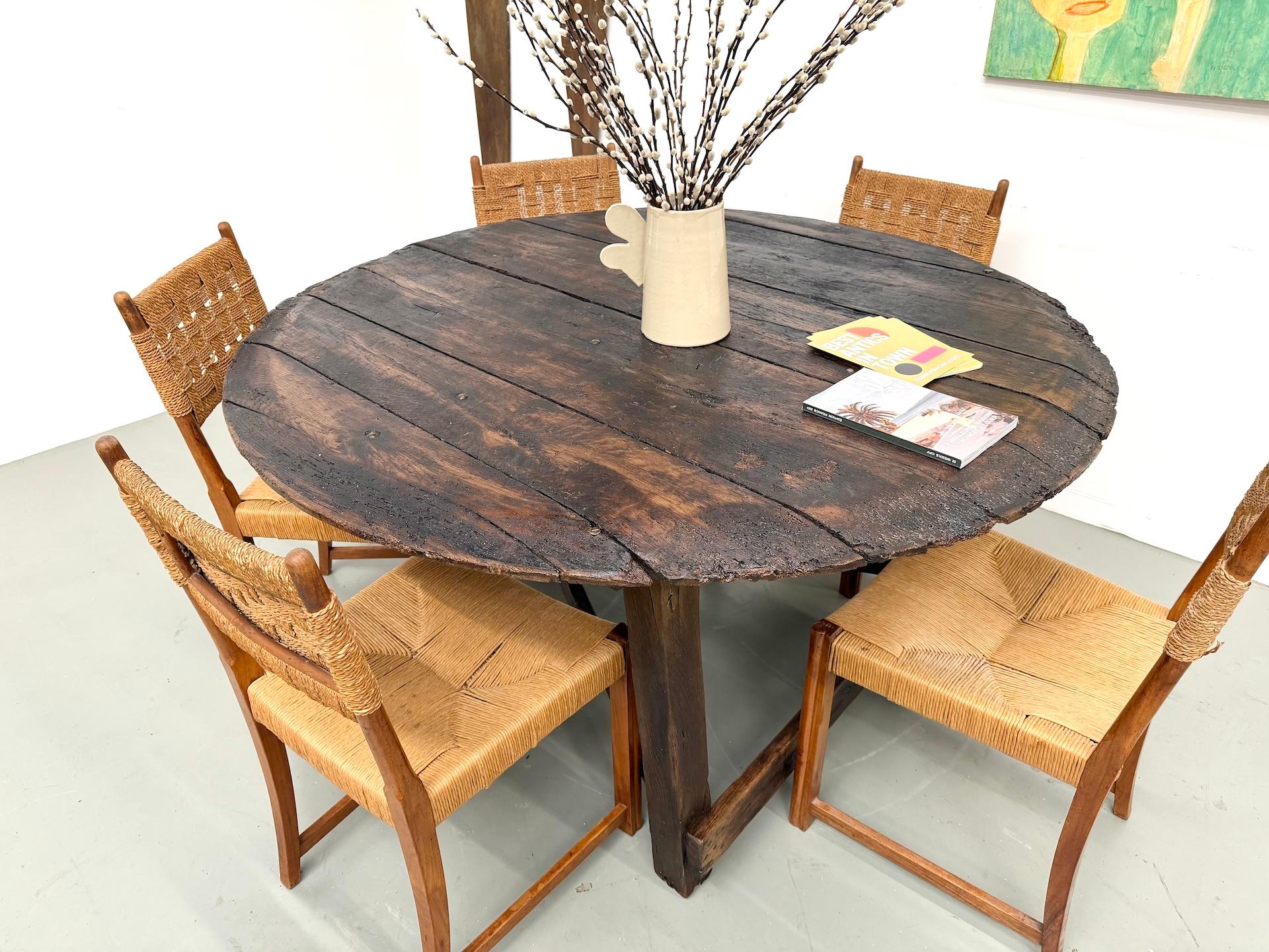 Late 19th Century French brutalist popular-art round oak table, CIRCA 1880 For Sale